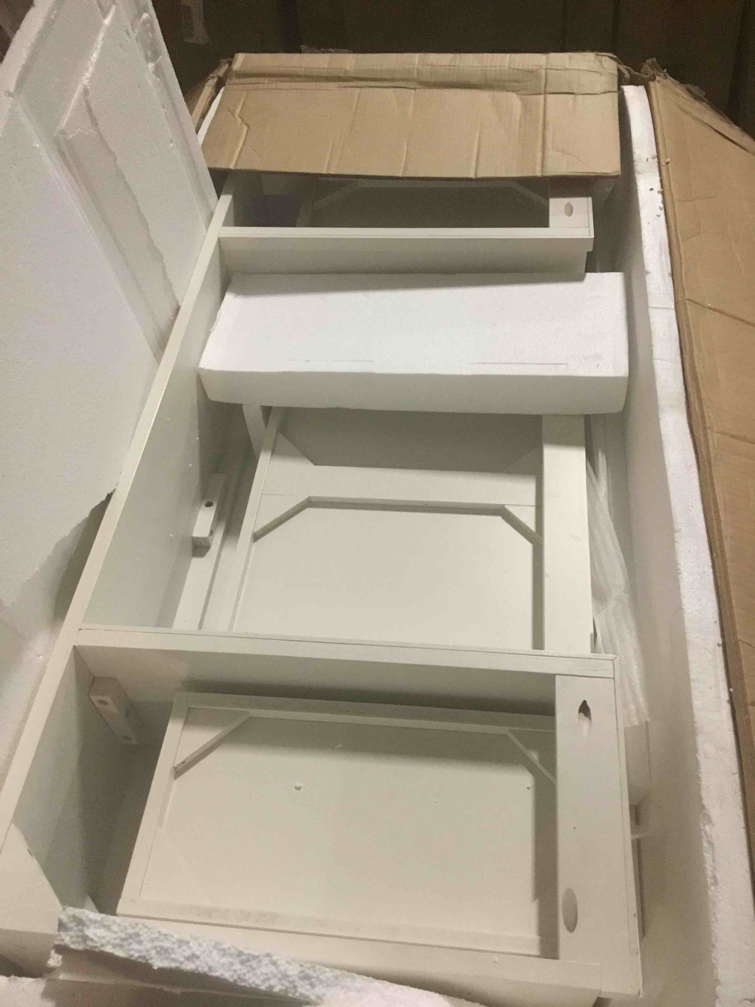 https://s3.amazonaws.com/lotting-images-prod/bidfta/GRN5963014_1731707452395.jpeg