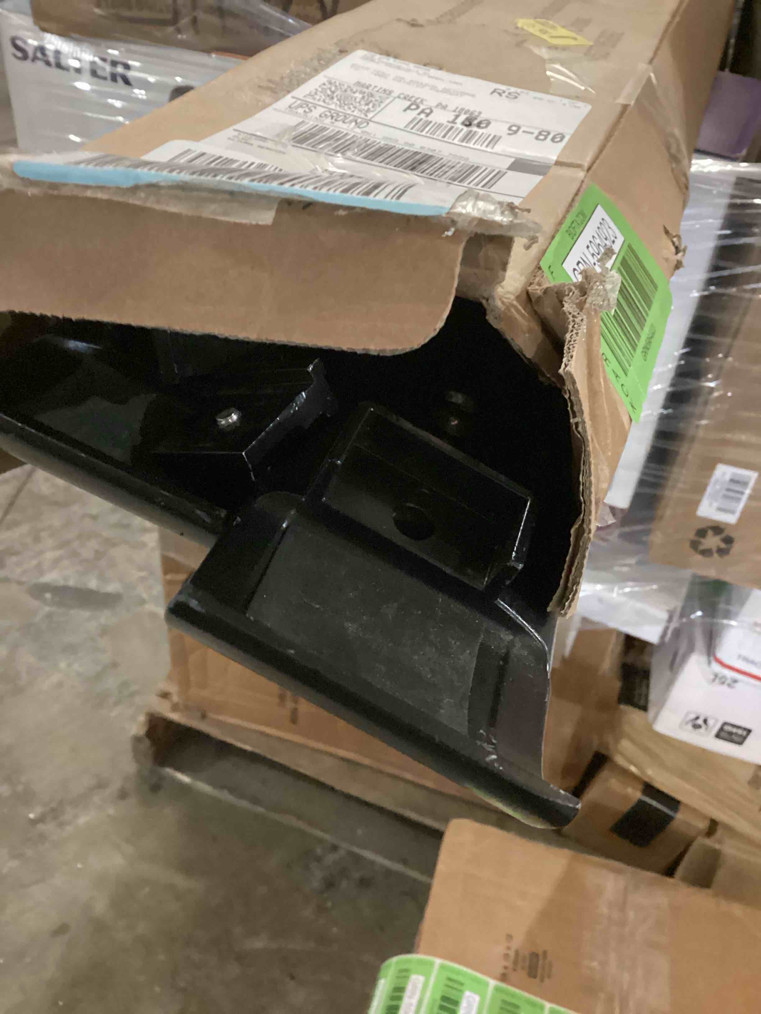 https://s3.amazonaws.com/lotting-images-prod/bidfta/GRN5964923_1730908088826.jpeg