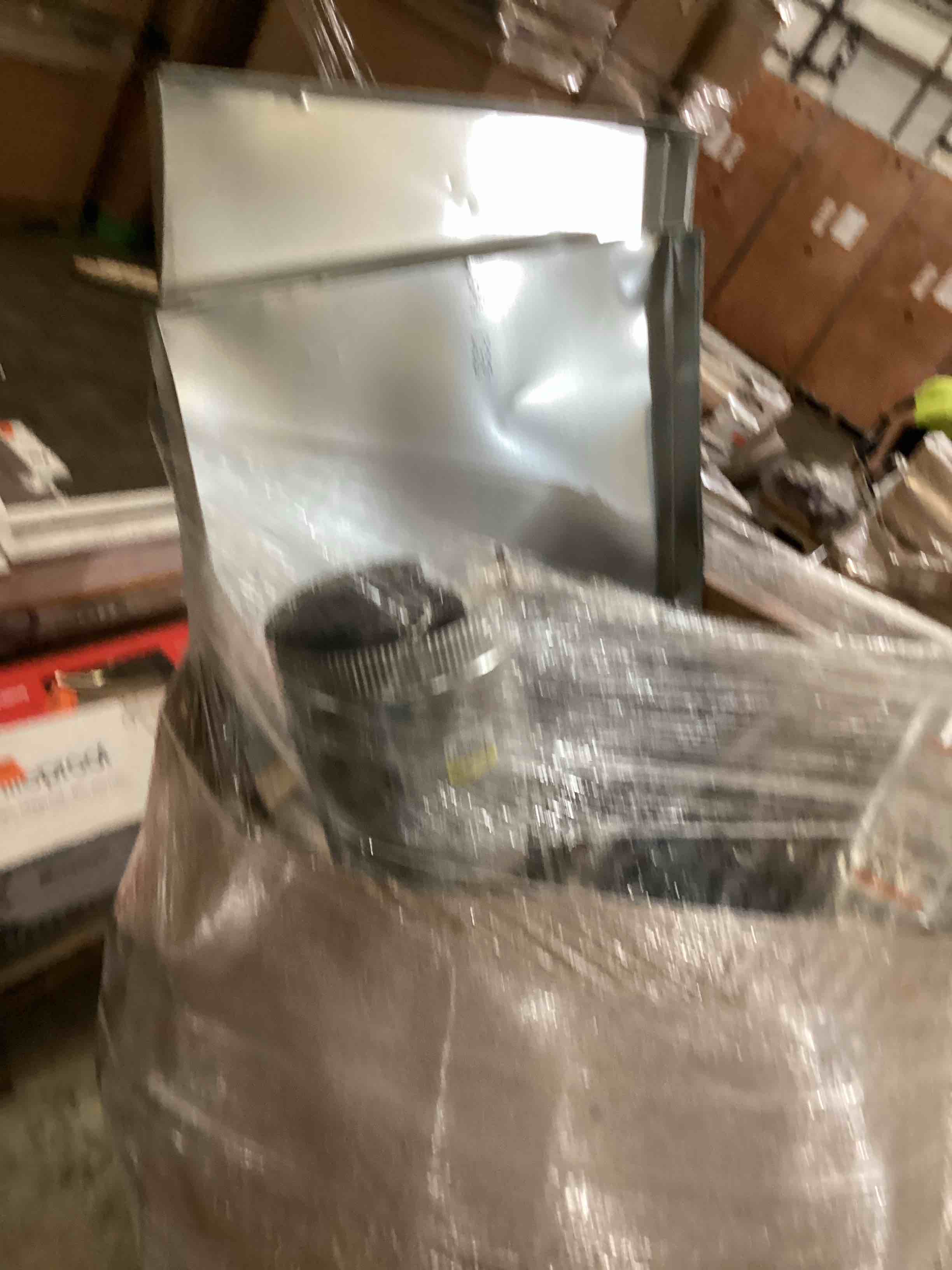 https://s3.amazonaws.com/lotting-images-prod/bidfta/GRN5966354_1716408611221.jpeg