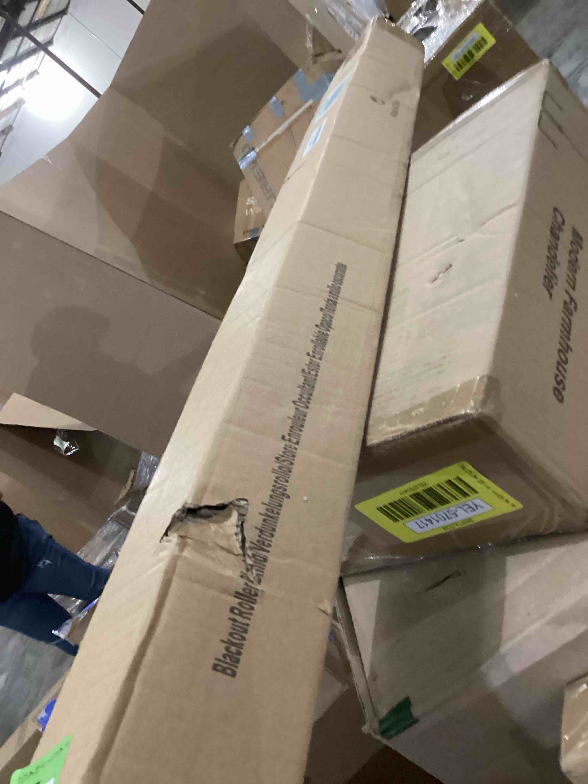 https://s3.amazonaws.com/lotting-images-prod/bidfta/GRN5968216_1715948352079.jpeg