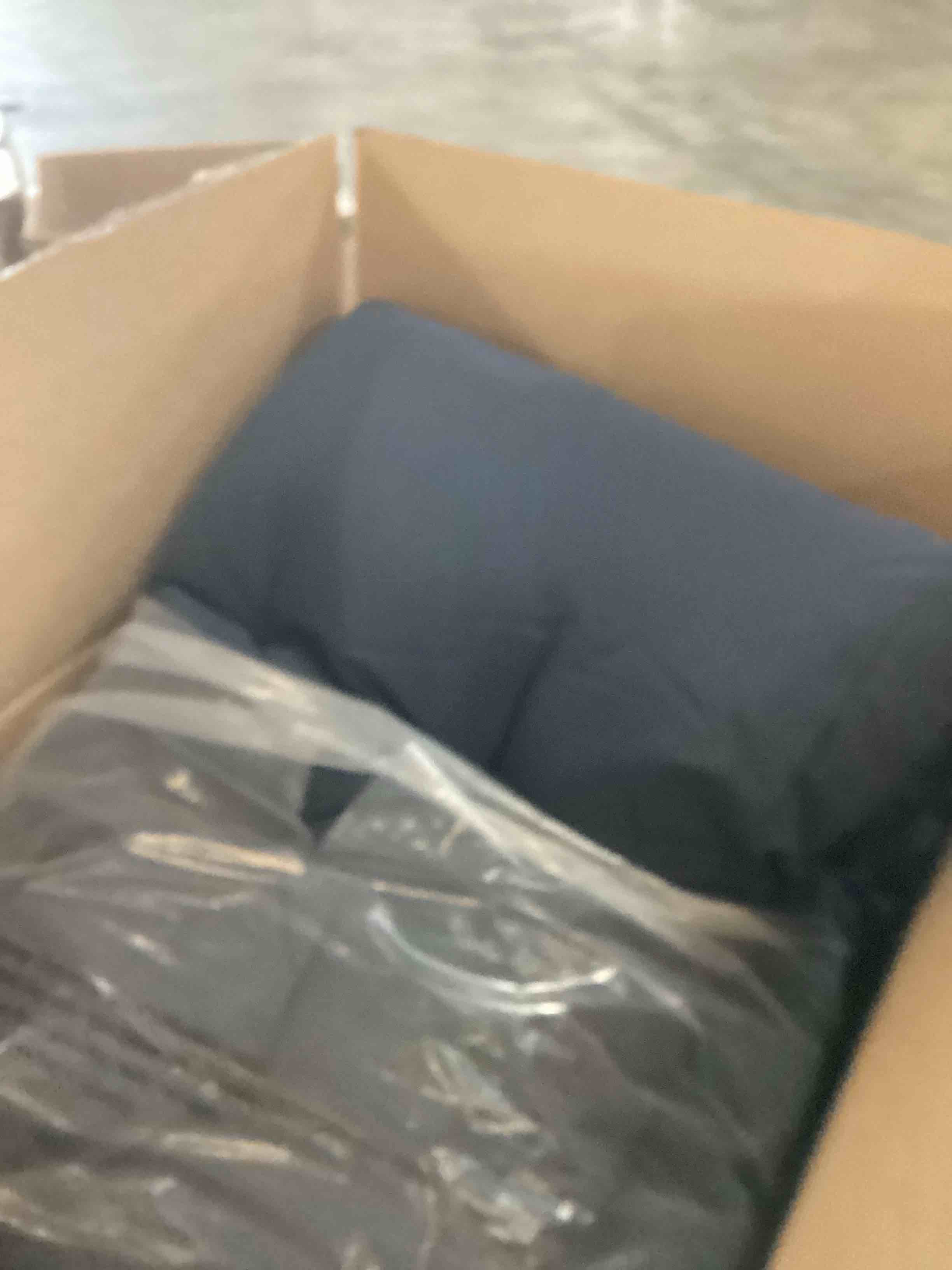 https://s3.amazonaws.com/lotting-images-prod/bidfta/GRN5968966_1717424955068.jpeg