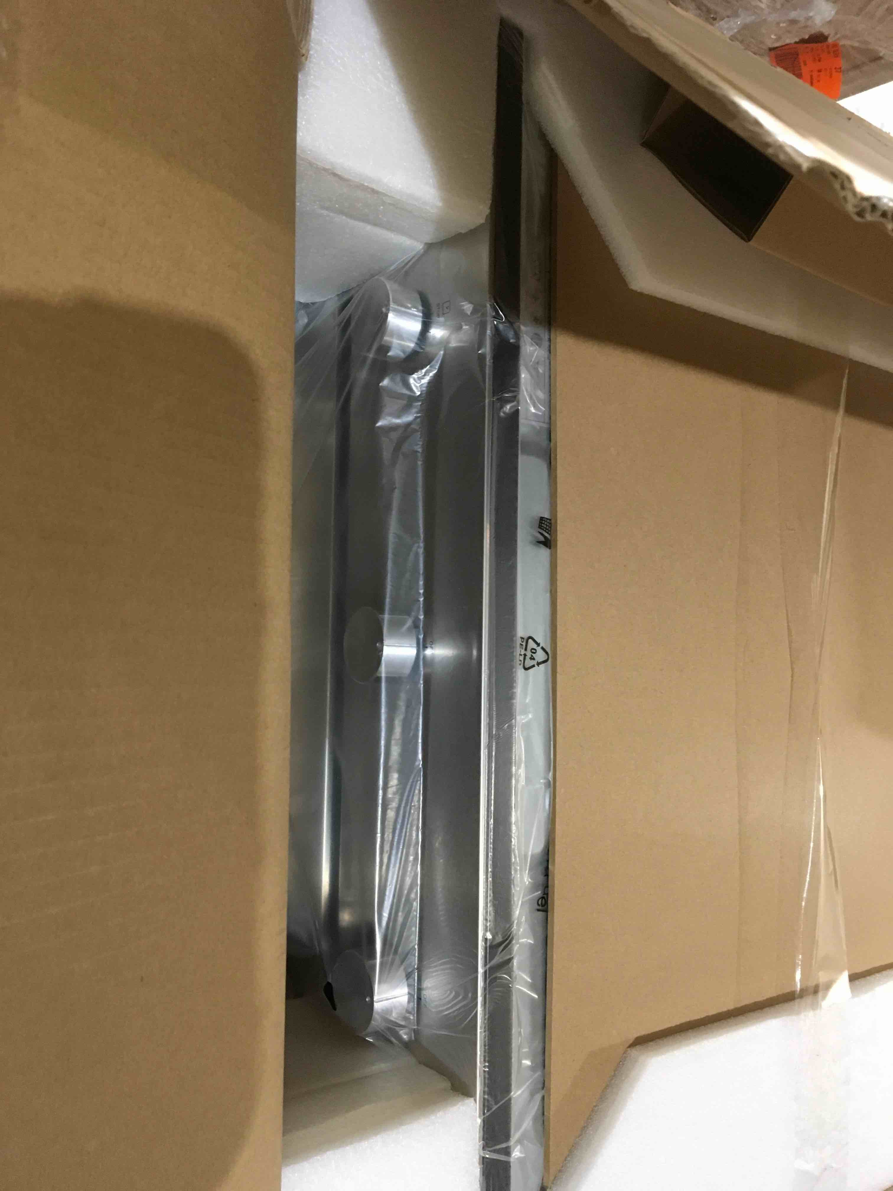 https://s3.amazonaws.com/lotting-images-prod/bidfta/GRN5987989_1712249771754.jpeg