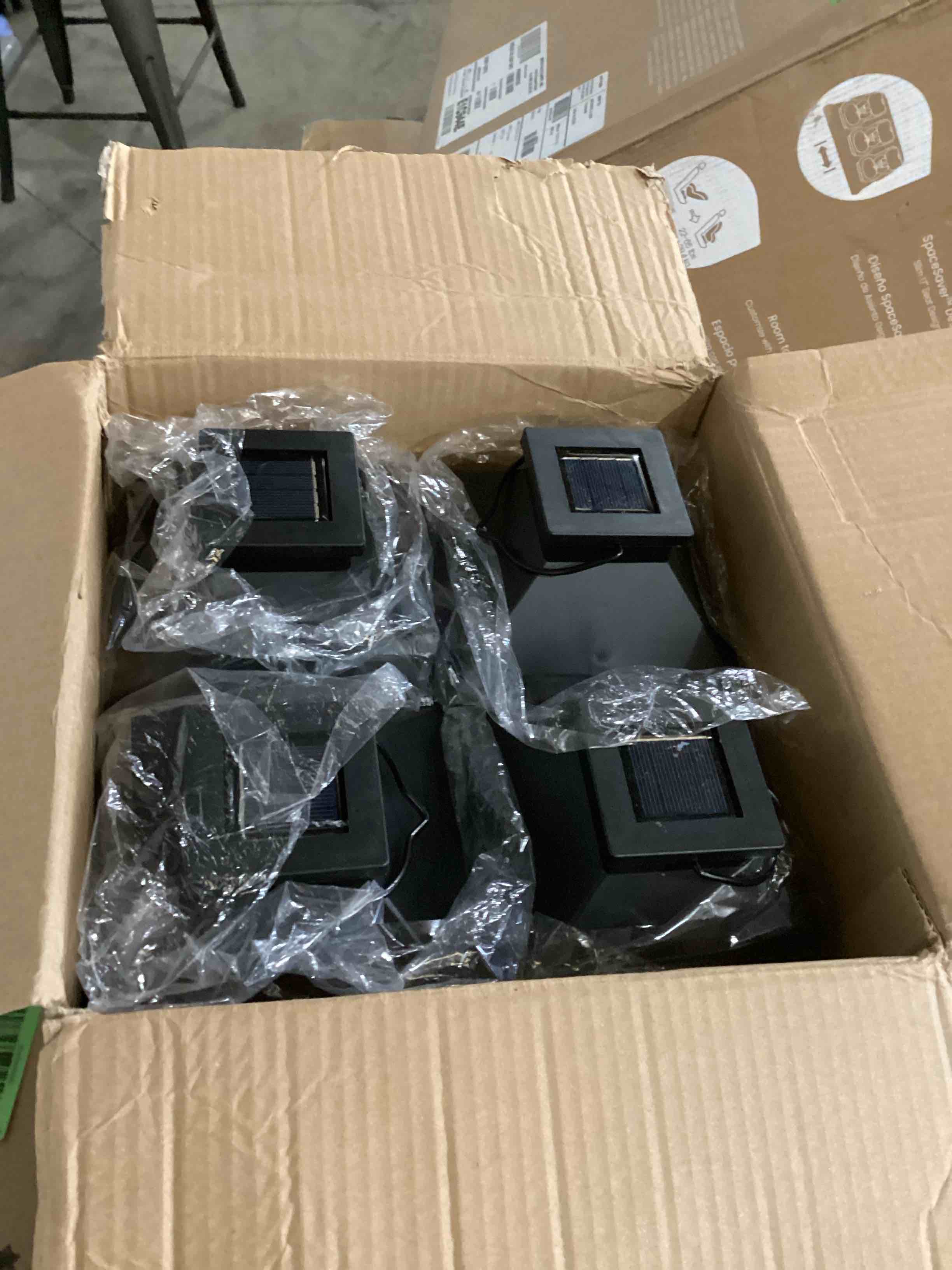 https://s3.amazonaws.com/lotting-images-prod/bidfta/GRN5989416_1729518232668.jpeg