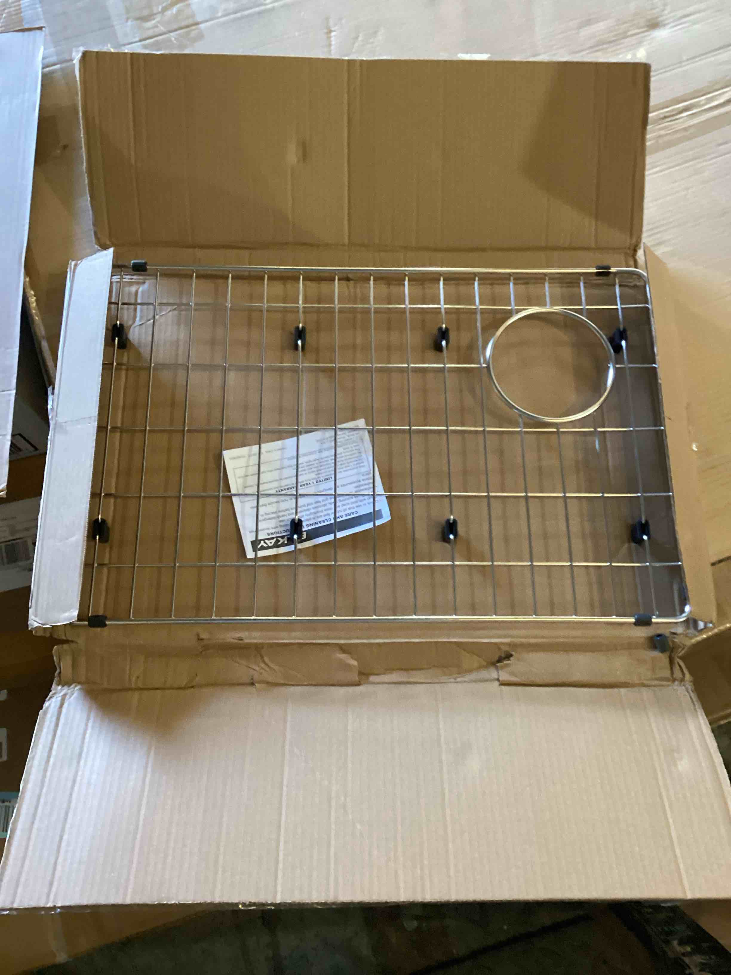 https://s3.amazonaws.com/lotting-images-prod/bidfta/GRN5989705_1729702079579.jpeg