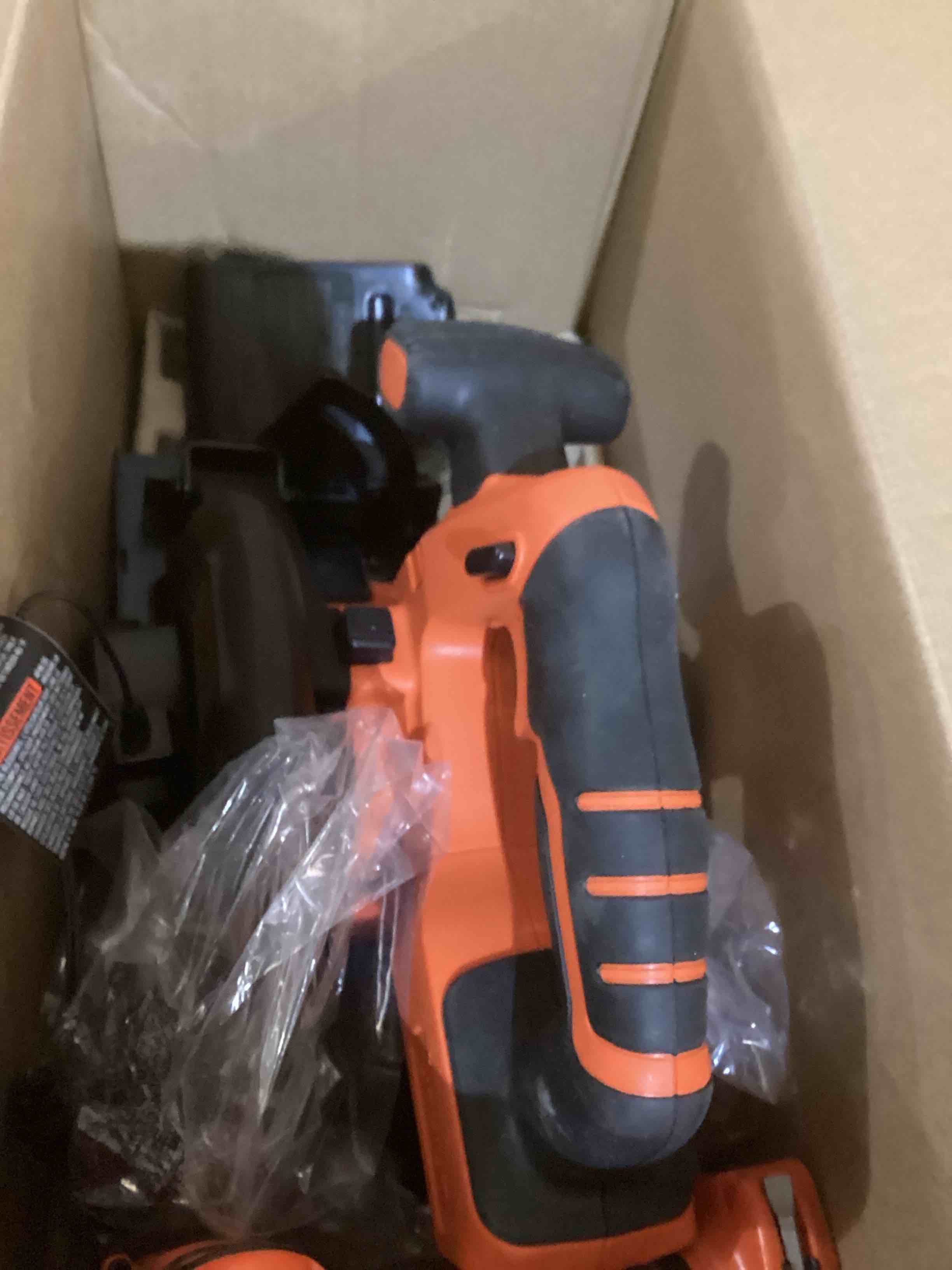 https://s3.amazonaws.com/lotting-images-prod/bidfta/GRN5991901_1709755225130.jpeg