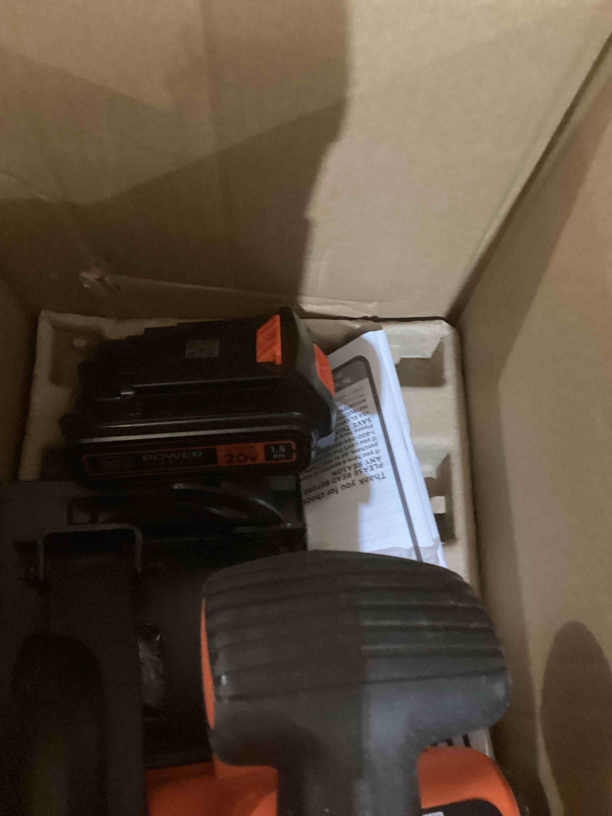 https://s3.amazonaws.com/lotting-images-prod/bidfta/GRN5991901_1709755230478.jpeg