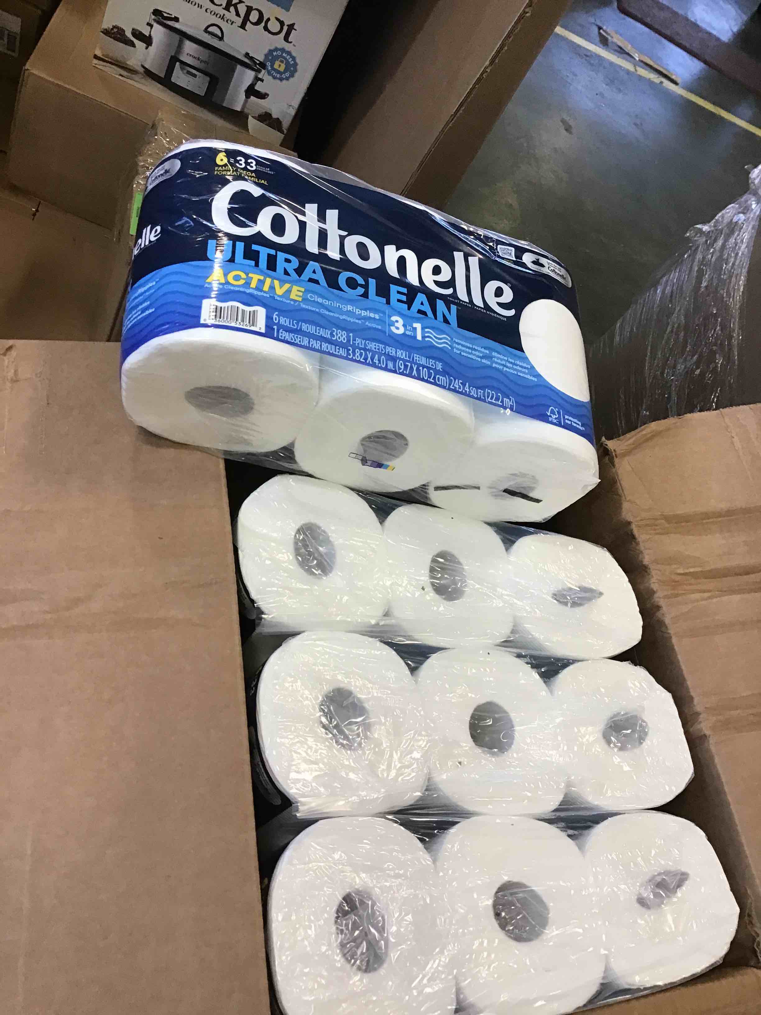 Cottonelle Ultra CleanCare Soft Toilet Paper (24 Family Mega Rolls = 128 Regular