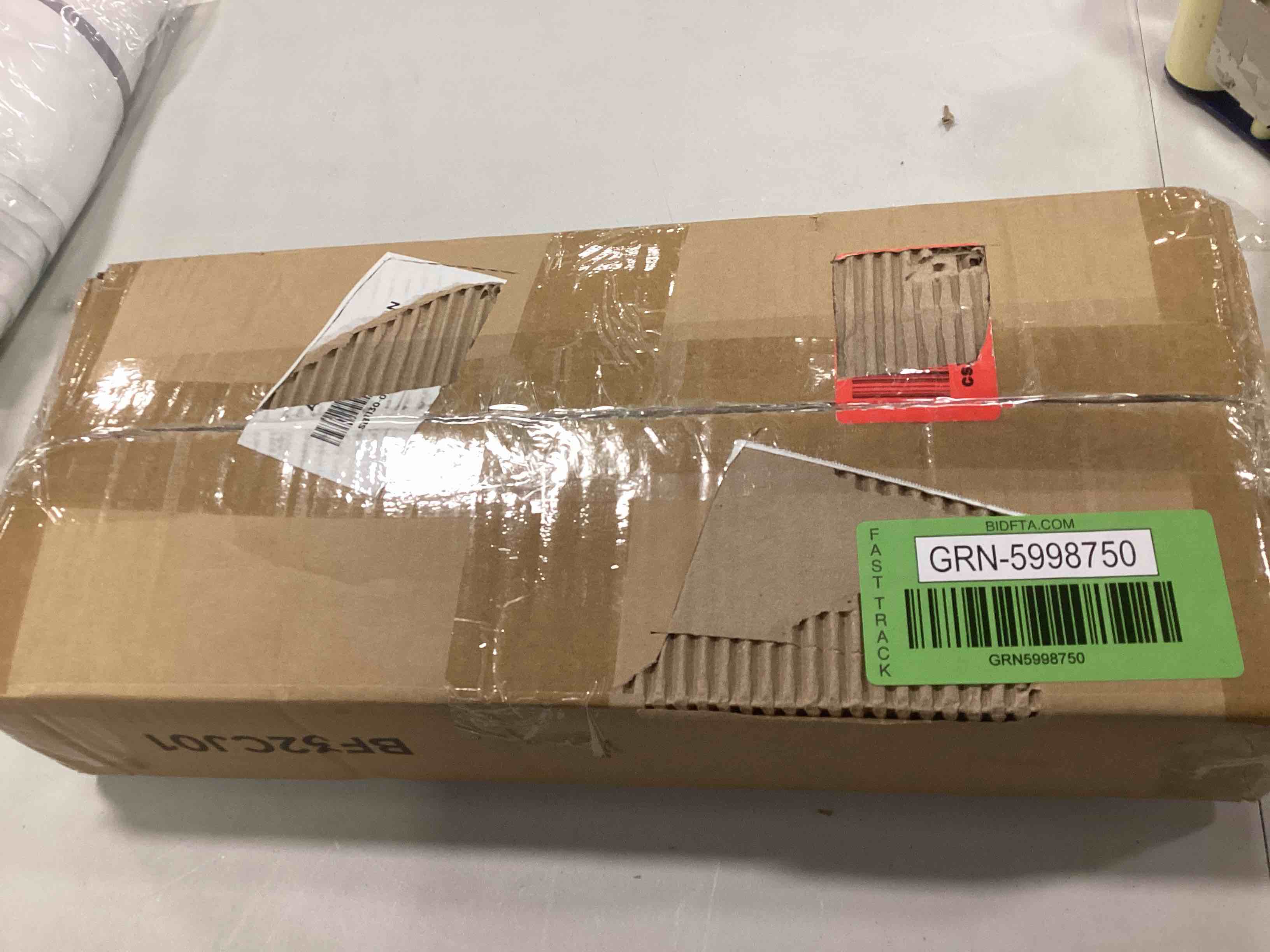 https://s3.amazonaws.com/lotting-images-prod/bidfta/GRN5998750_1710328801389.jpeg