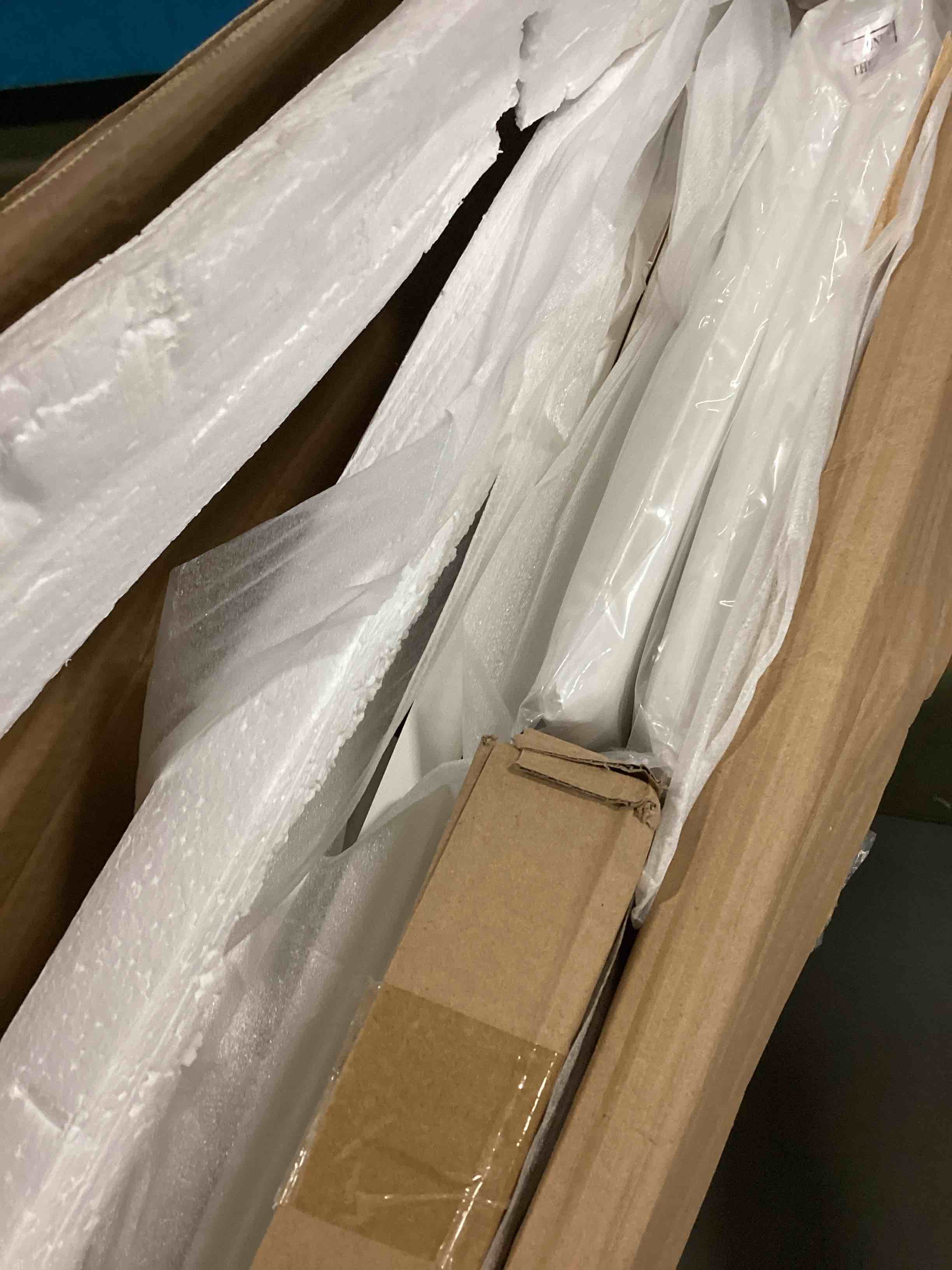 https://s3.amazonaws.com/lotting-images-prod/bidfta/GRN5999025_1710420570145.jpeg