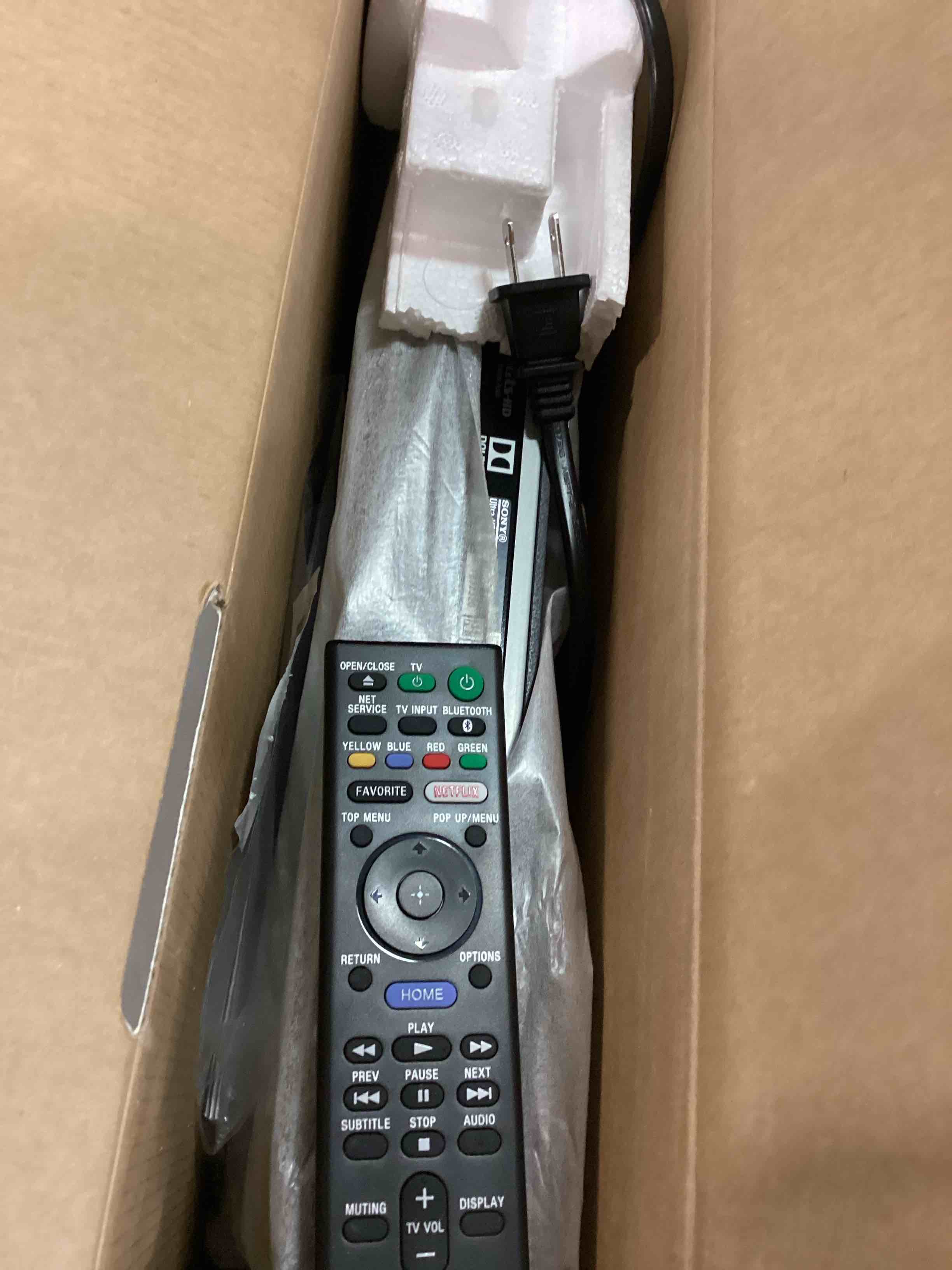 https://s3.amazonaws.com/lotting-images-prod/bidfta/GRN5999244_1710507209266.jpeg