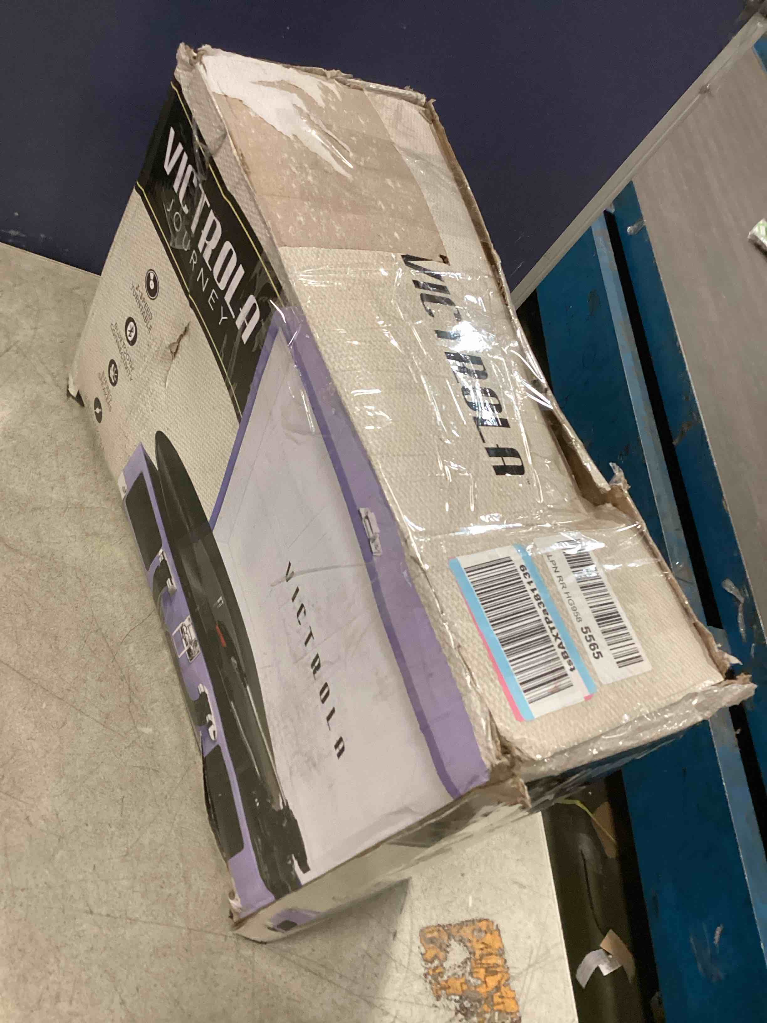 https://s3.amazonaws.com/lotting-images-prod/bidfta/GRN5999743_1710791476183.jpeg