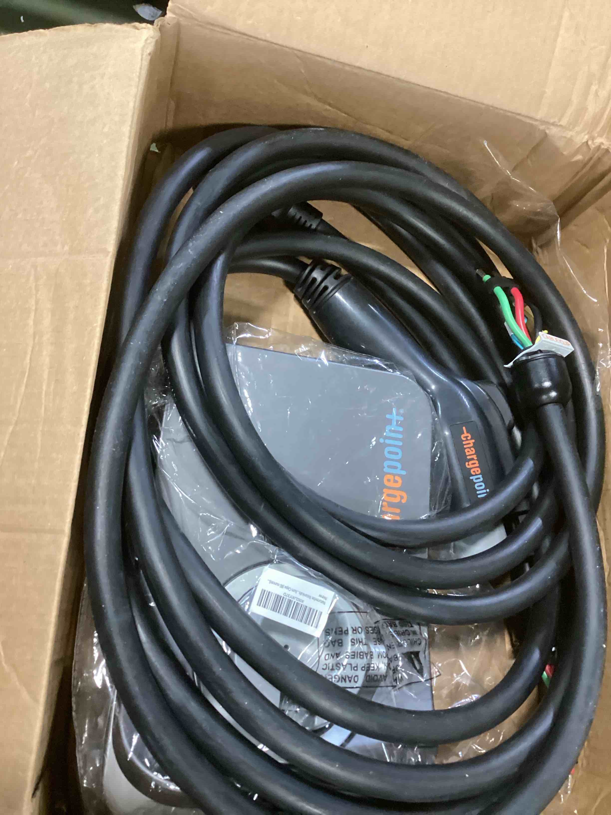 https://s3.amazonaws.com/lotting-images-prod/bidfta/GRN6000331_1711037295296.jpeg
