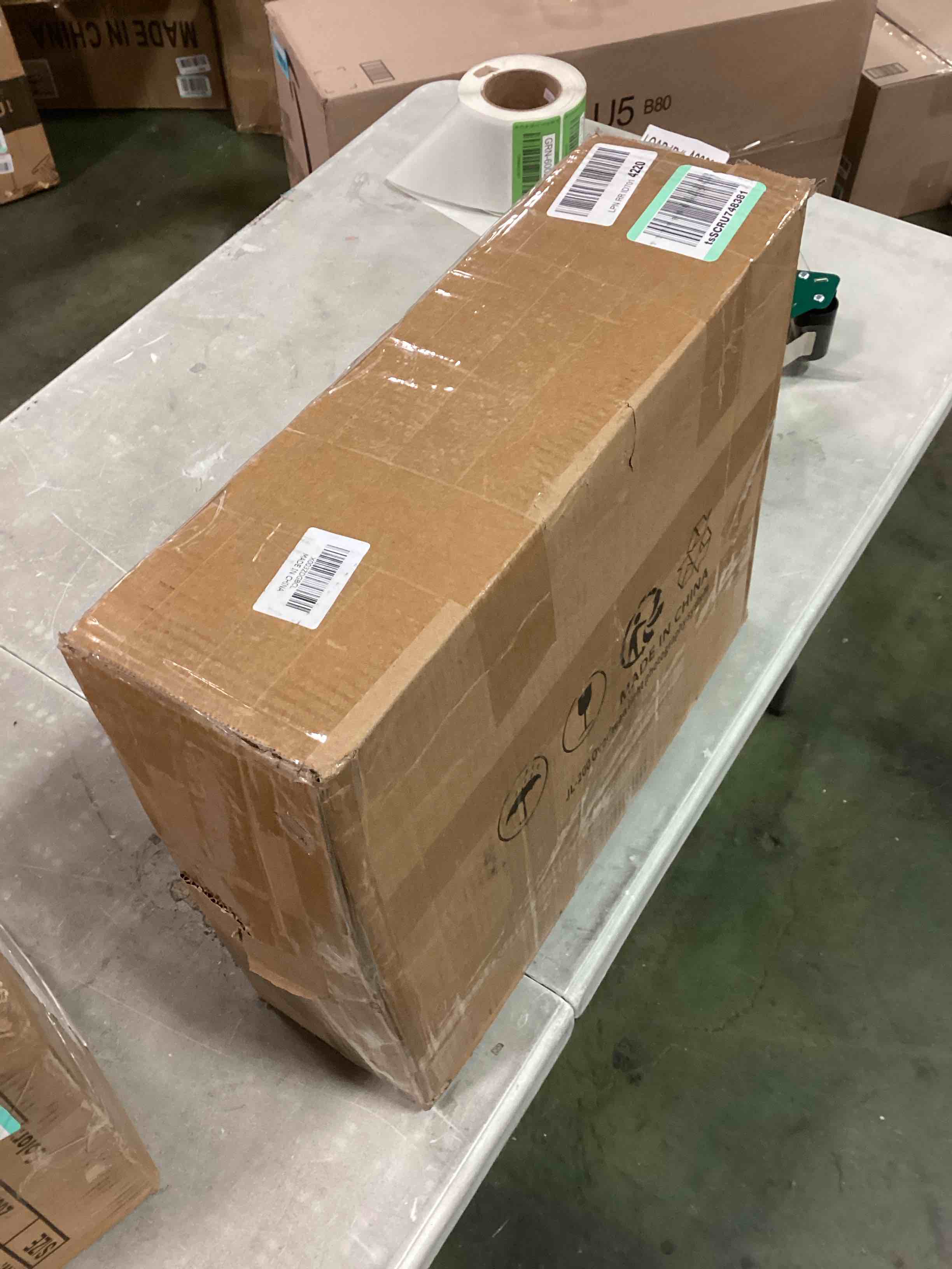 https://s3.amazonaws.com/lotting-images-prod/bidfta/GRN6002367_1709826031935.jpeg