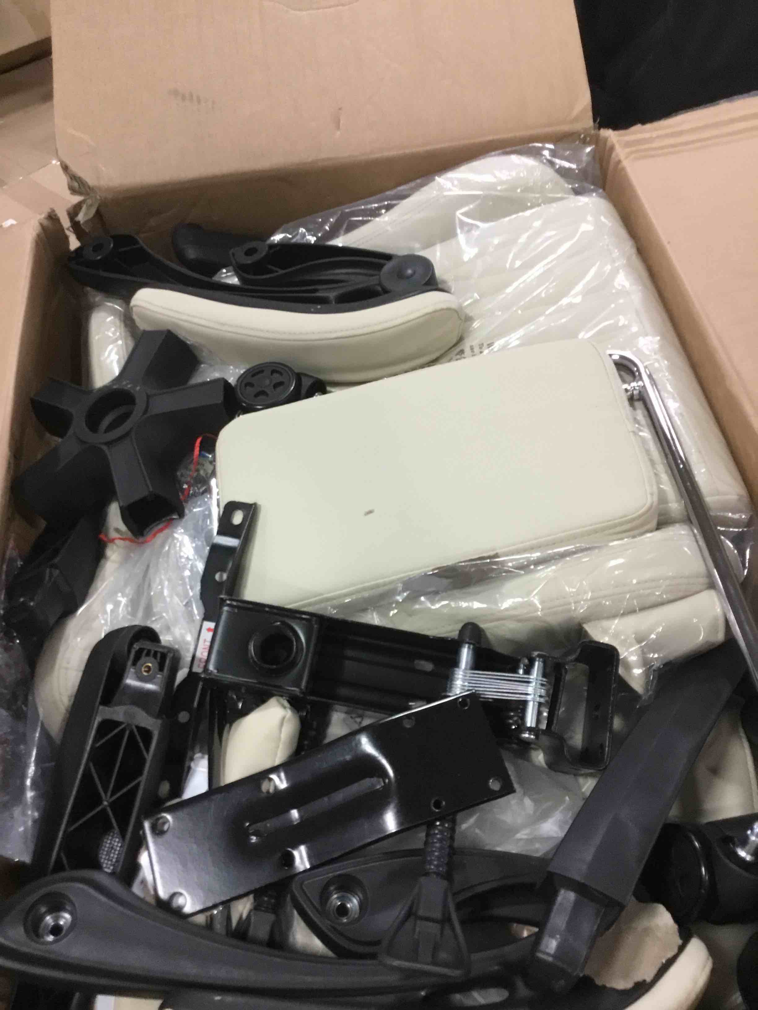 https://s3.amazonaws.com/lotting-images-prod/bidfta/GRN6002751_1710254984678.jpeg
