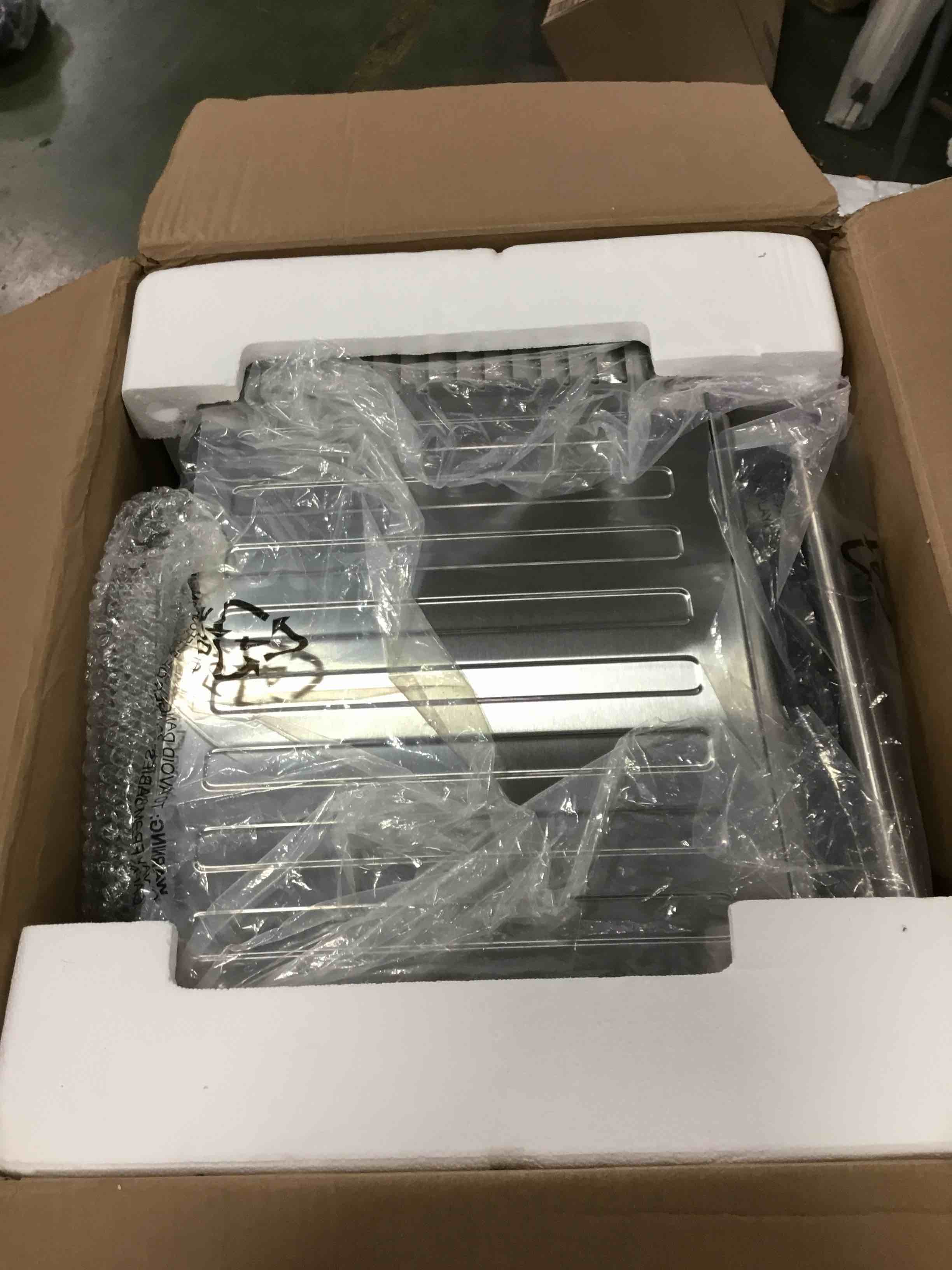 https://s3.amazonaws.com/lotting-images-prod/bidfta/GRN6002804_1710263885244.jpeg