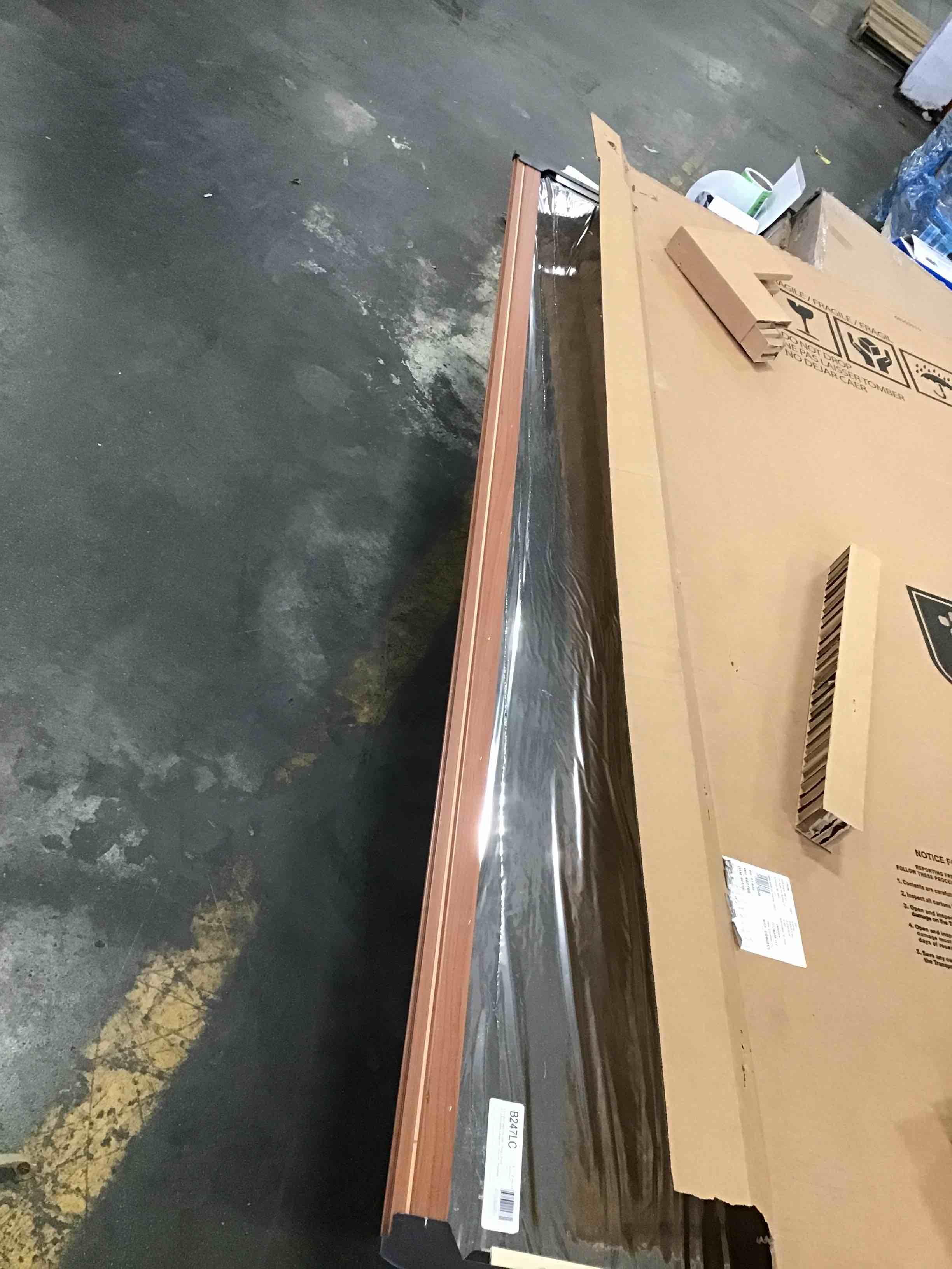 https://s3.amazonaws.com/lotting-images-prod/bidfta/GRN6003419_1710777311652.jpeg