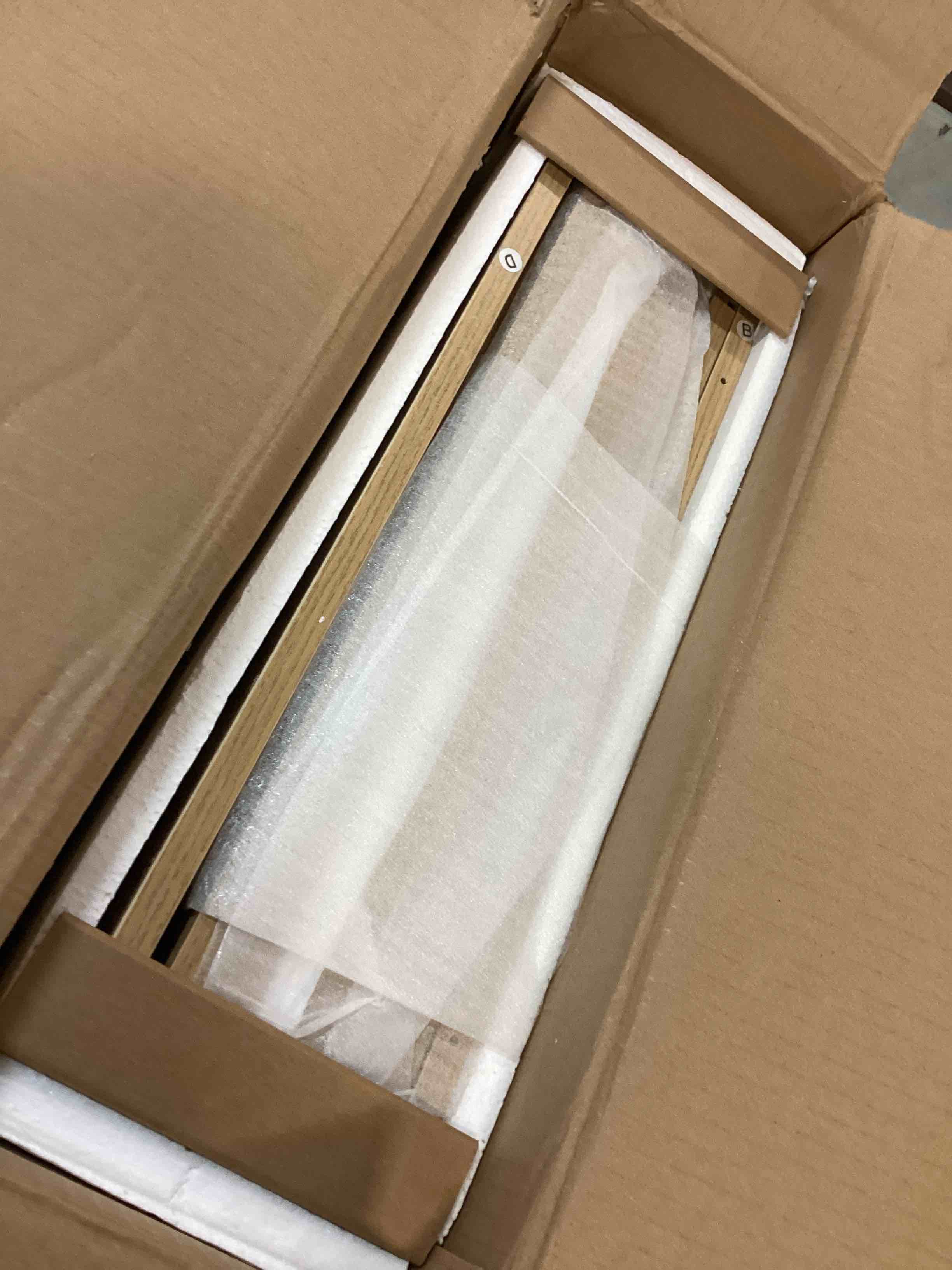 https://s3.amazonaws.com/lotting-images-prod/bidfta/GRN6003723_1709741751844.jpeg