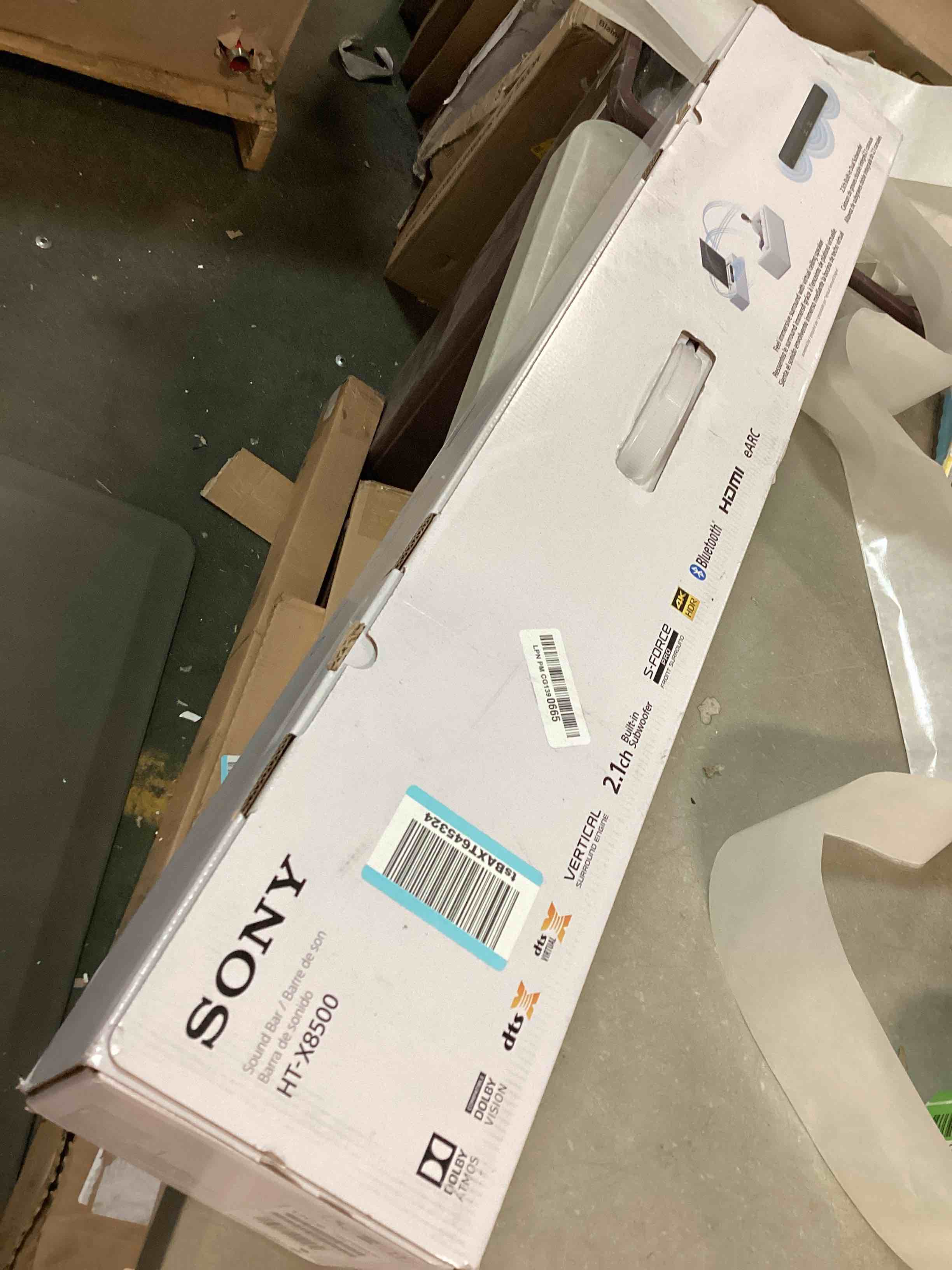 https://s3.amazonaws.com/lotting-images-prod/bidfta/GRN6003838_1709753065729.jpeg