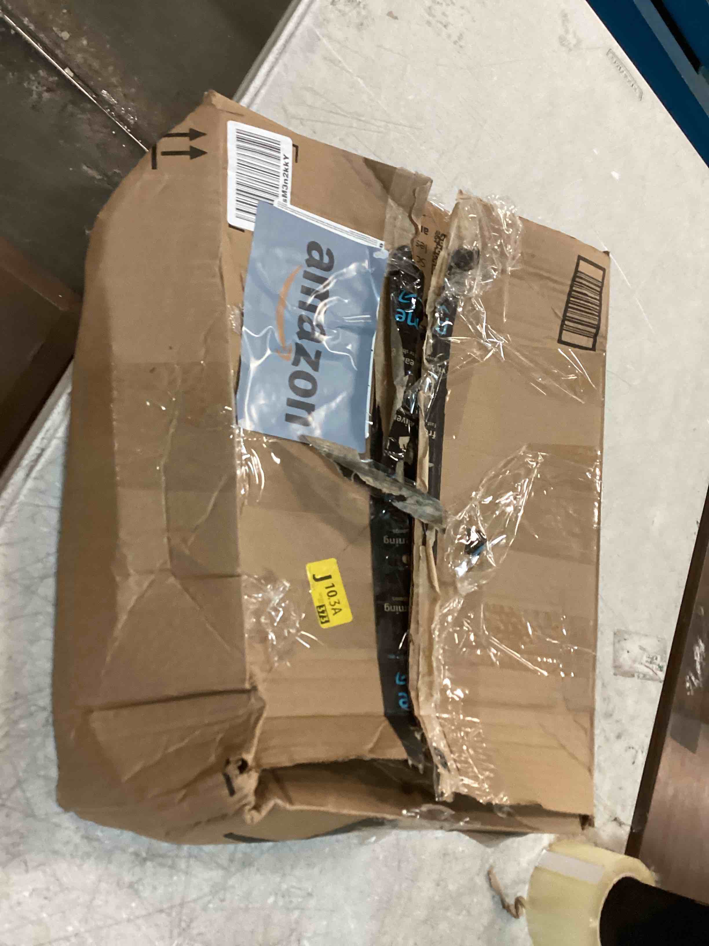 https://s3.amazonaws.com/lotting-images-prod/bidfta/GRN6004073_1709830710540.jpeg