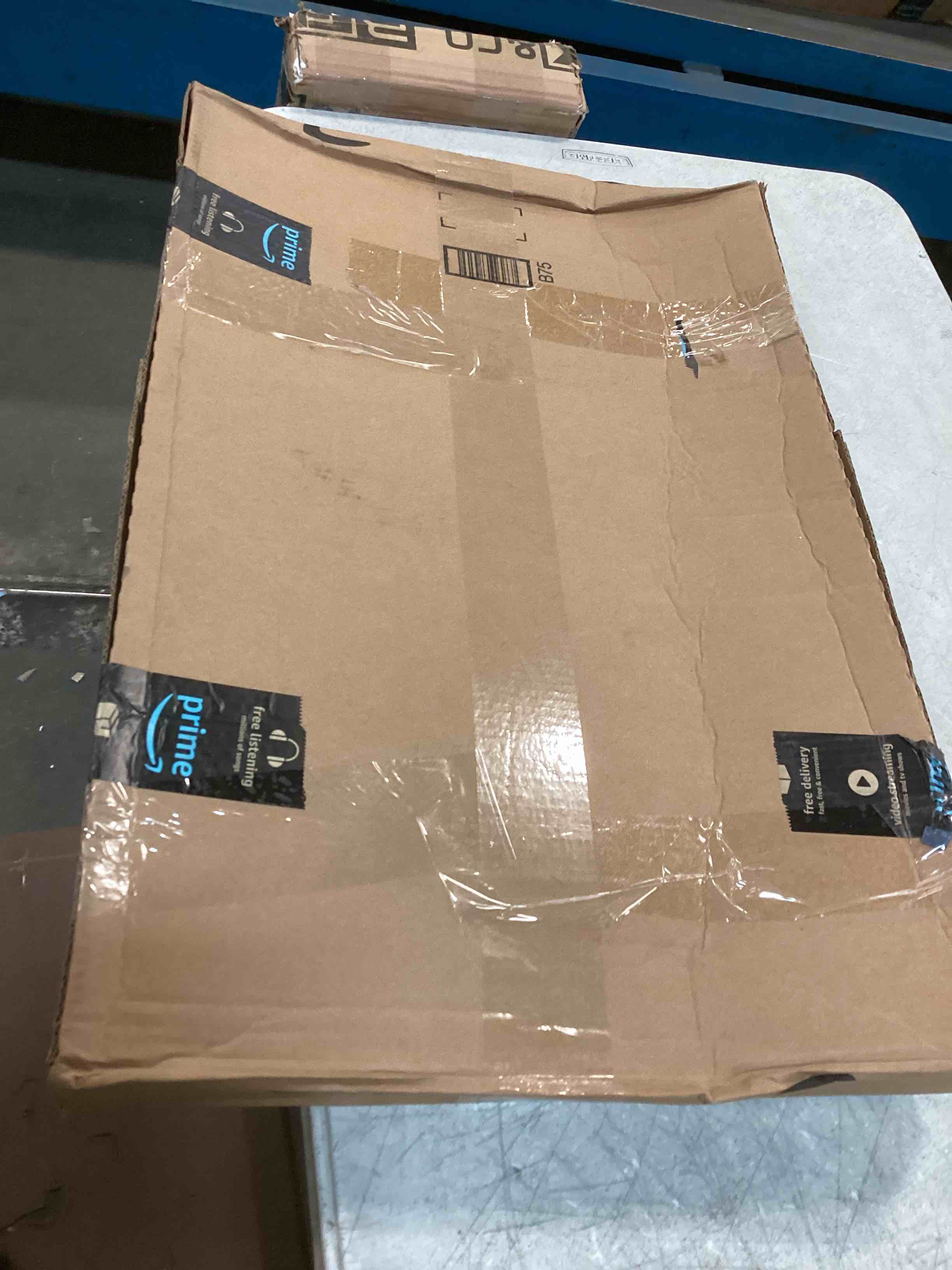 https://s3.amazonaws.com/lotting-images-prod/bidfta/GRN6004141_1709837892607.jpeg