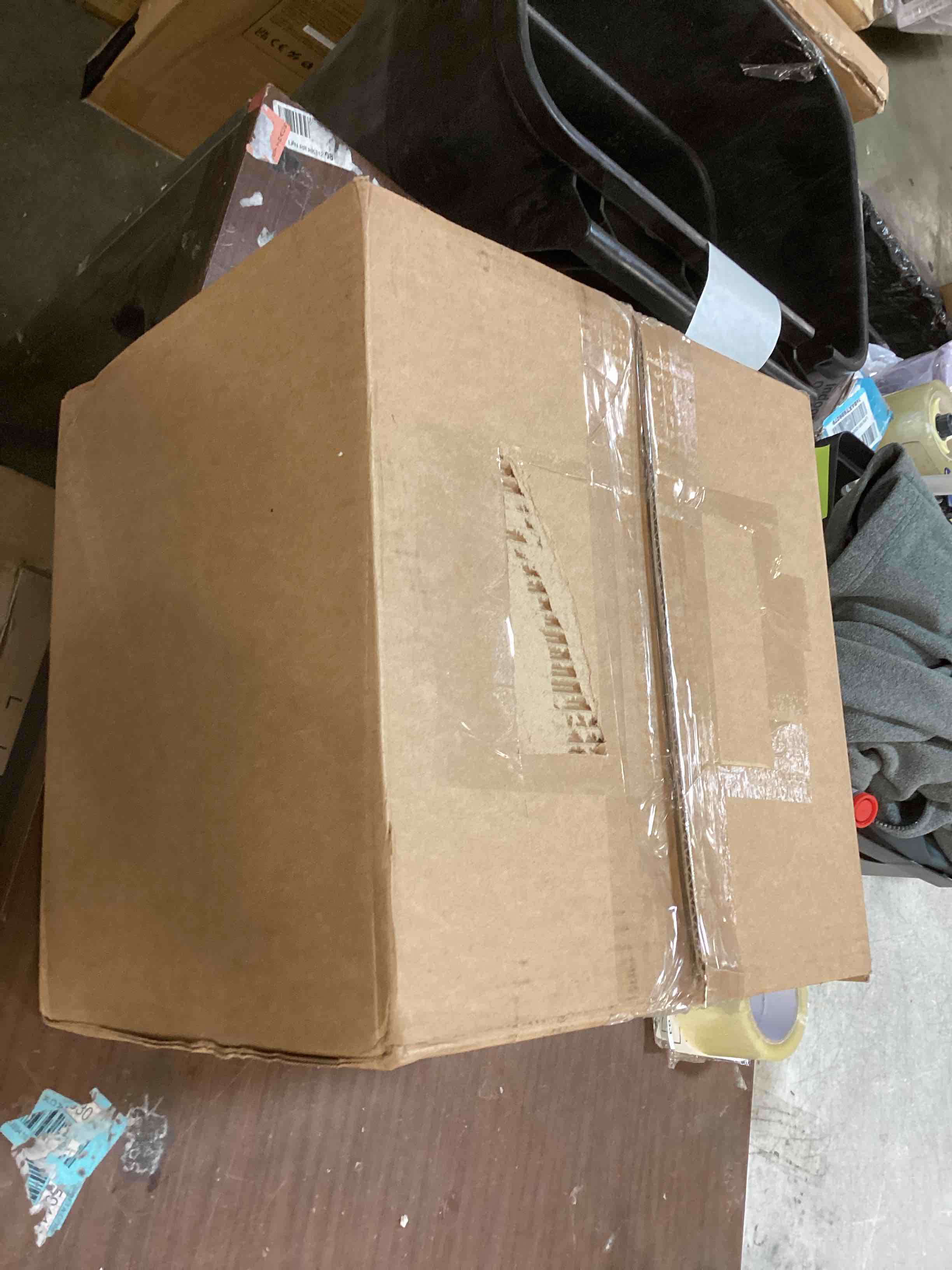 https://s3.amazonaws.com/lotting-images-prod/bidfta/GRN6004292_1709905769379.jpeg