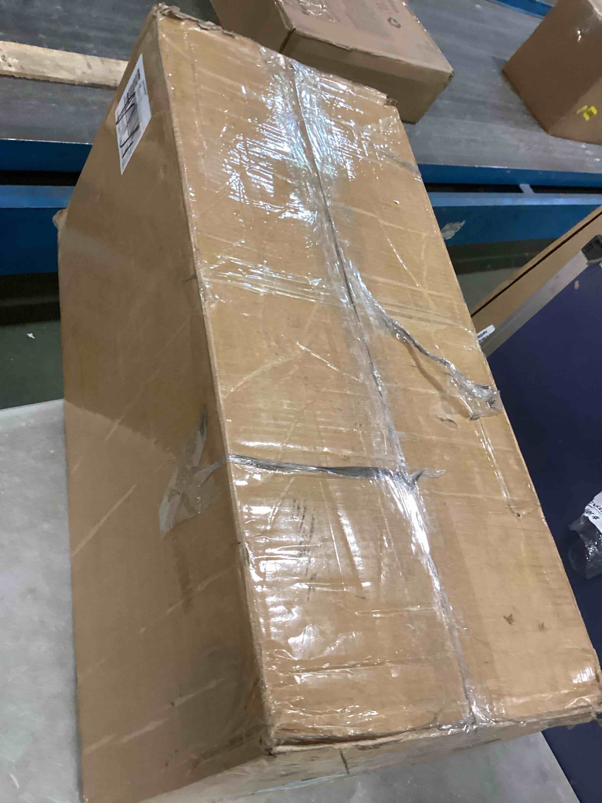 https://s3.amazonaws.com/lotting-images-prod/bidfta/GRN6005686_1709987858459.jpeg