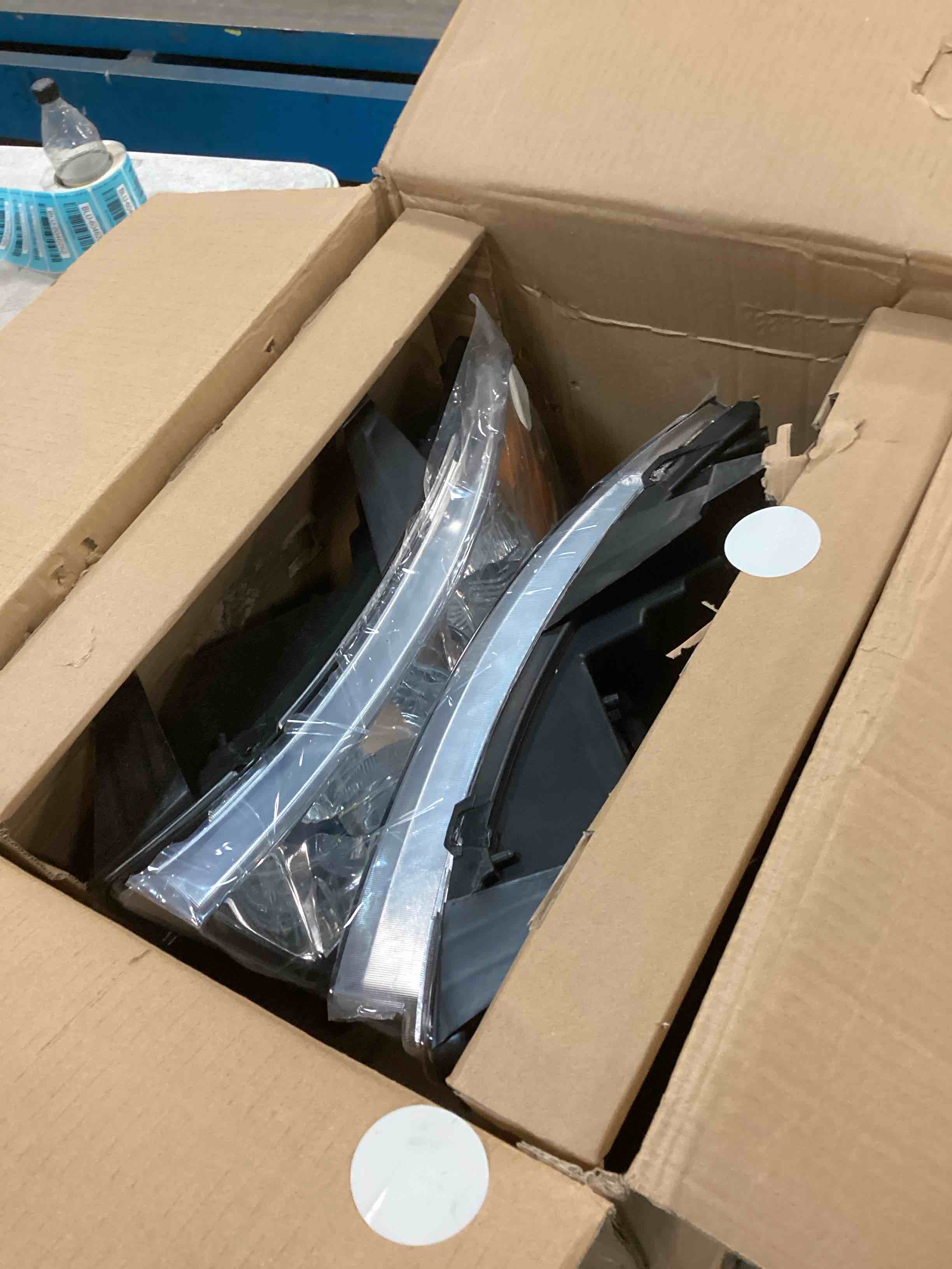https://s3.amazonaws.com/lotting-images-prod/bidfta/GRN6006965_1709745980353.jpeg