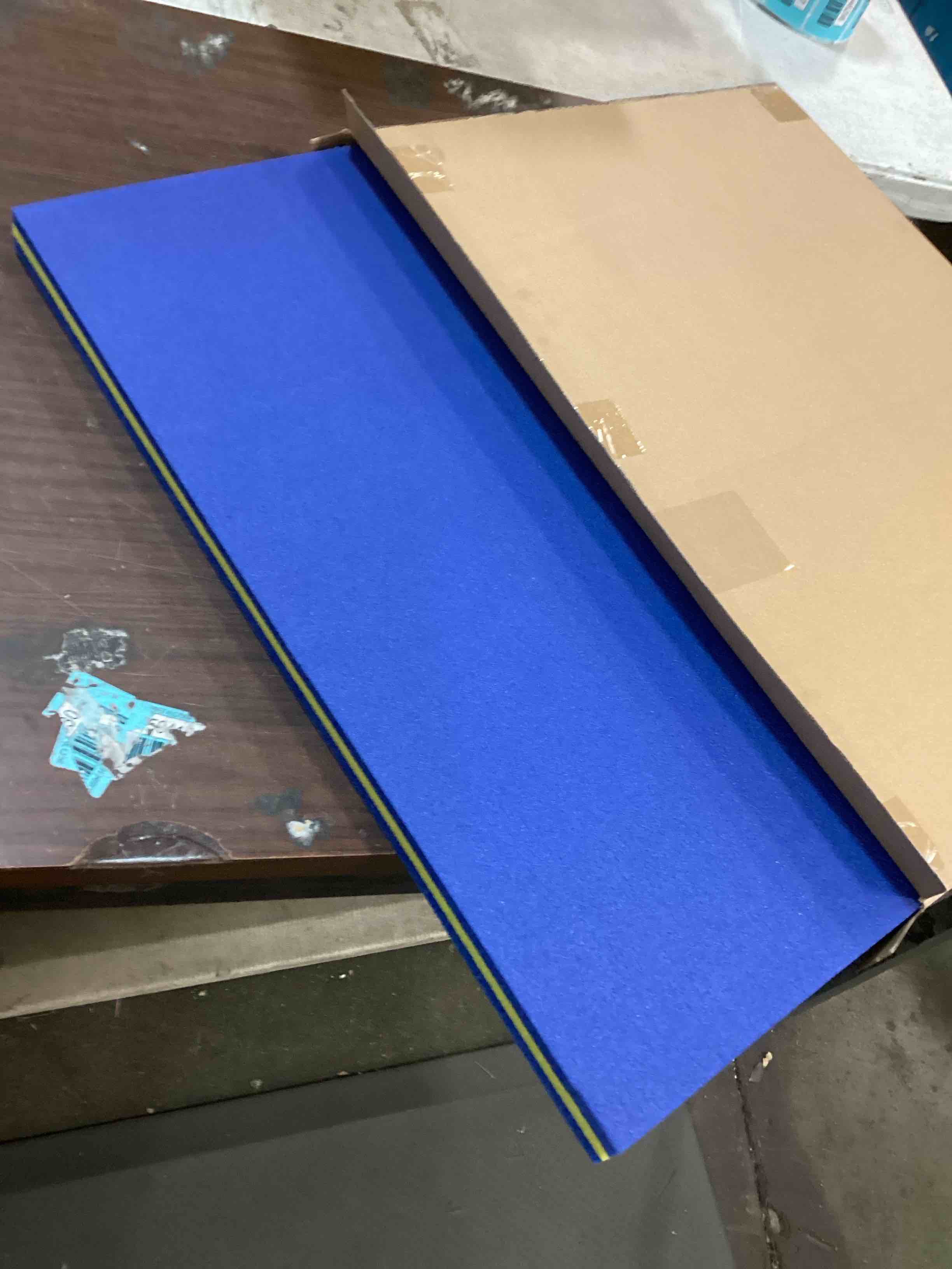 https://s3.amazonaws.com/lotting-images-prod/bidfta/GRN6007013_1709753022845.jpeg