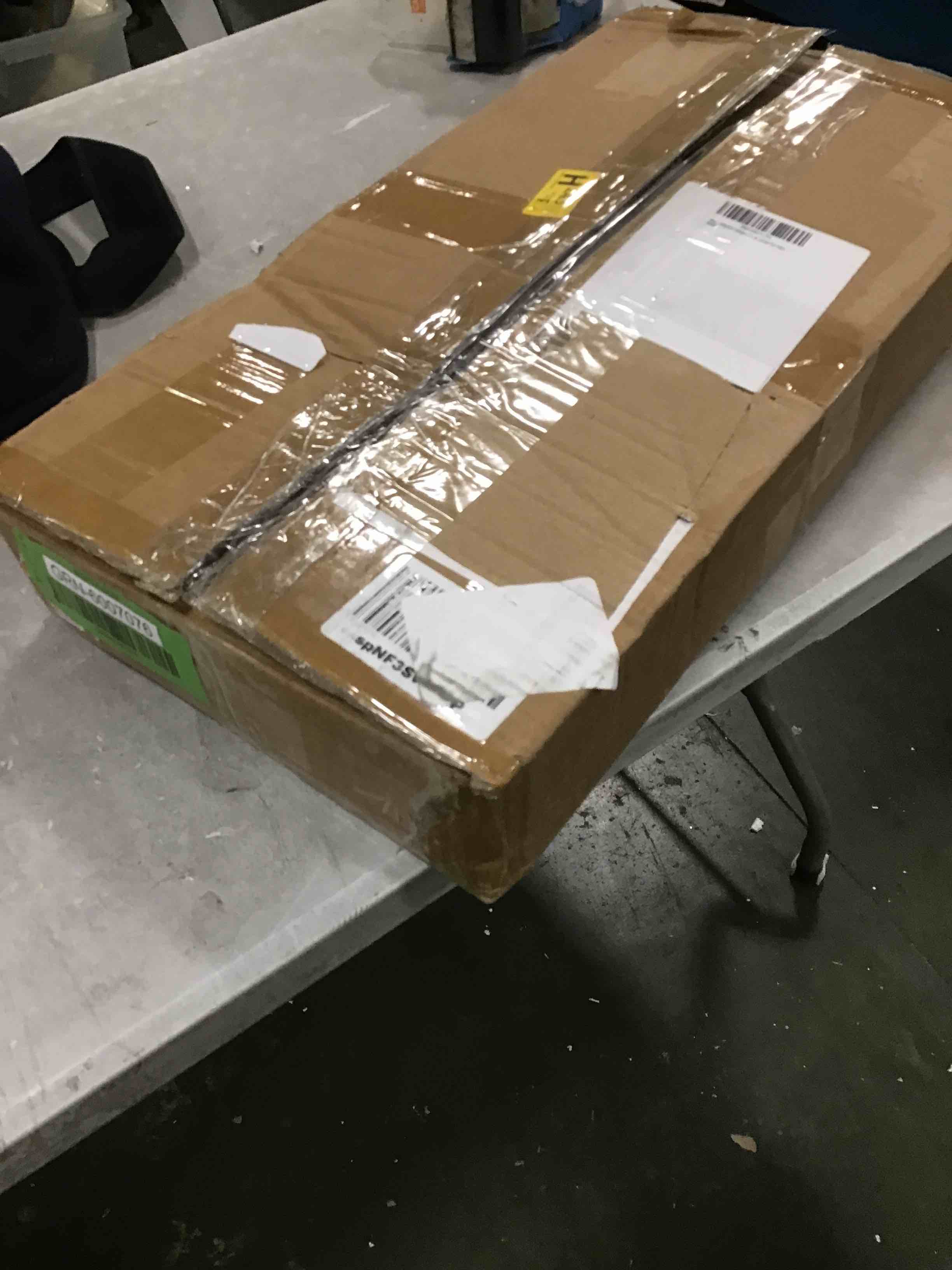 https://s3.amazonaws.com/lotting-images-prod/bidfta/GRN6007076_1709816464253.jpeg