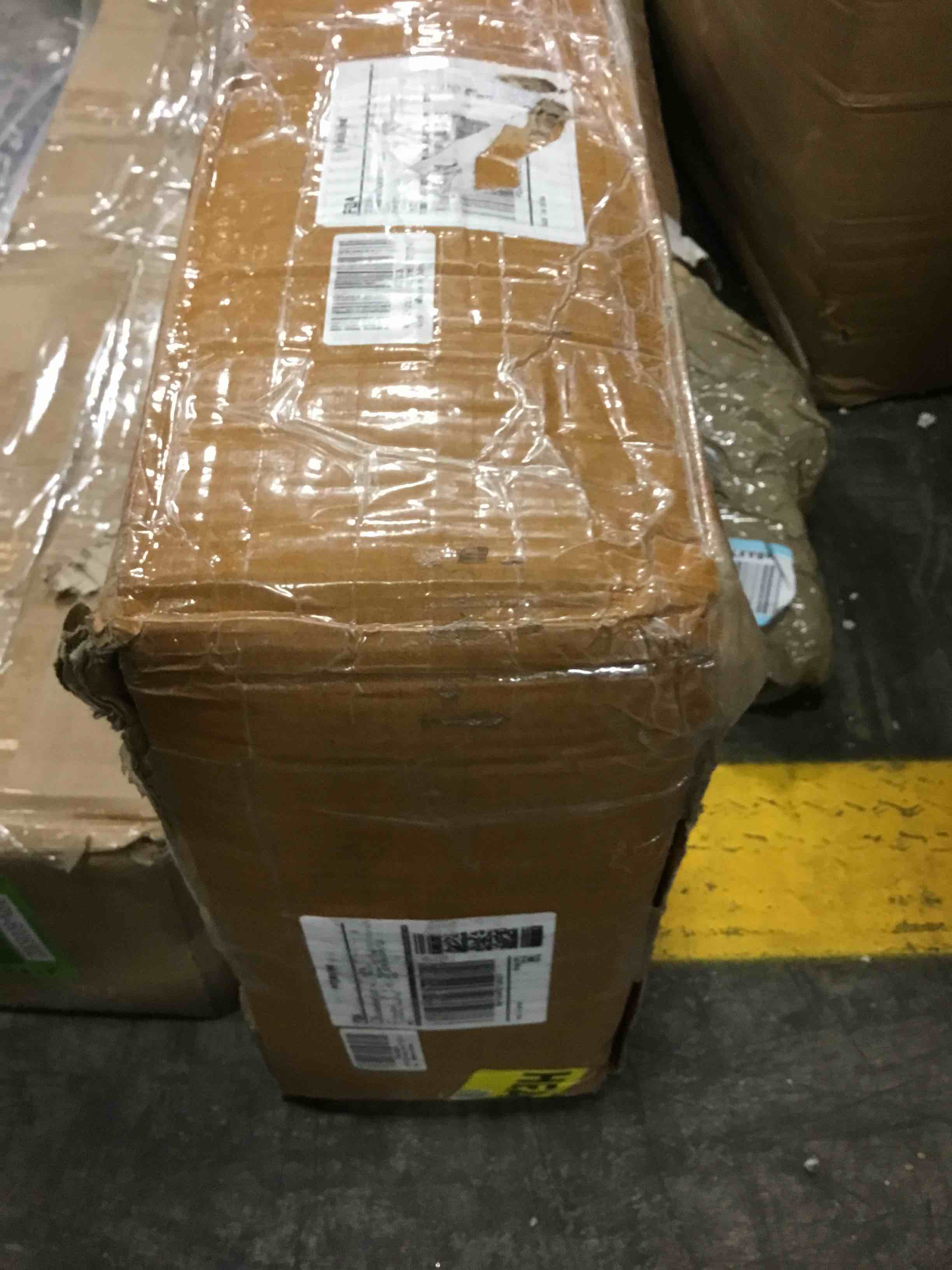 https://s3.amazonaws.com/lotting-images-prod/bidfta/GRN6008303_1713470216587.jpeg
