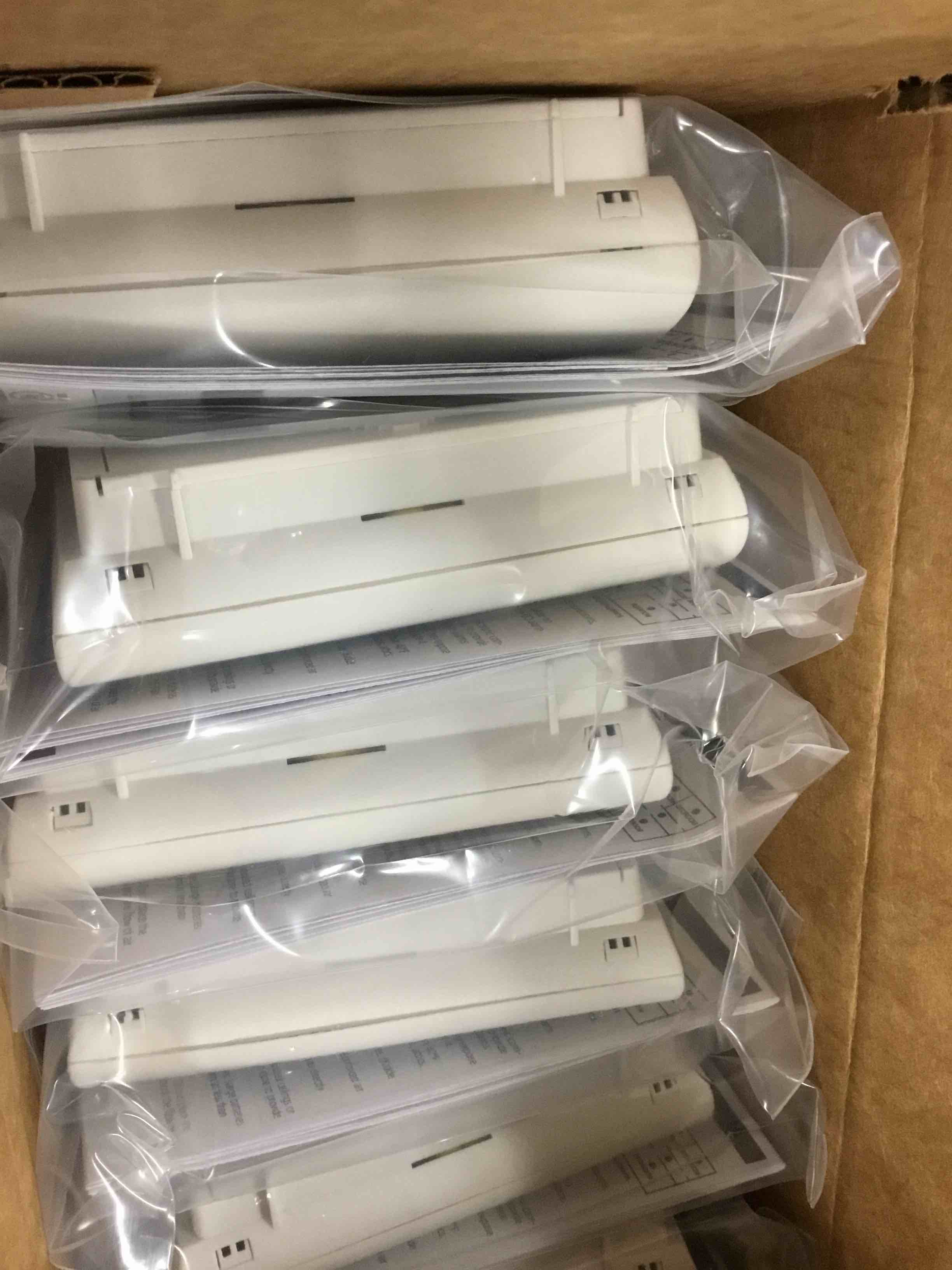 https://s3.amazonaws.com/lotting-images-prod/bidfta/GRN6008923_1715778411105.jpeg