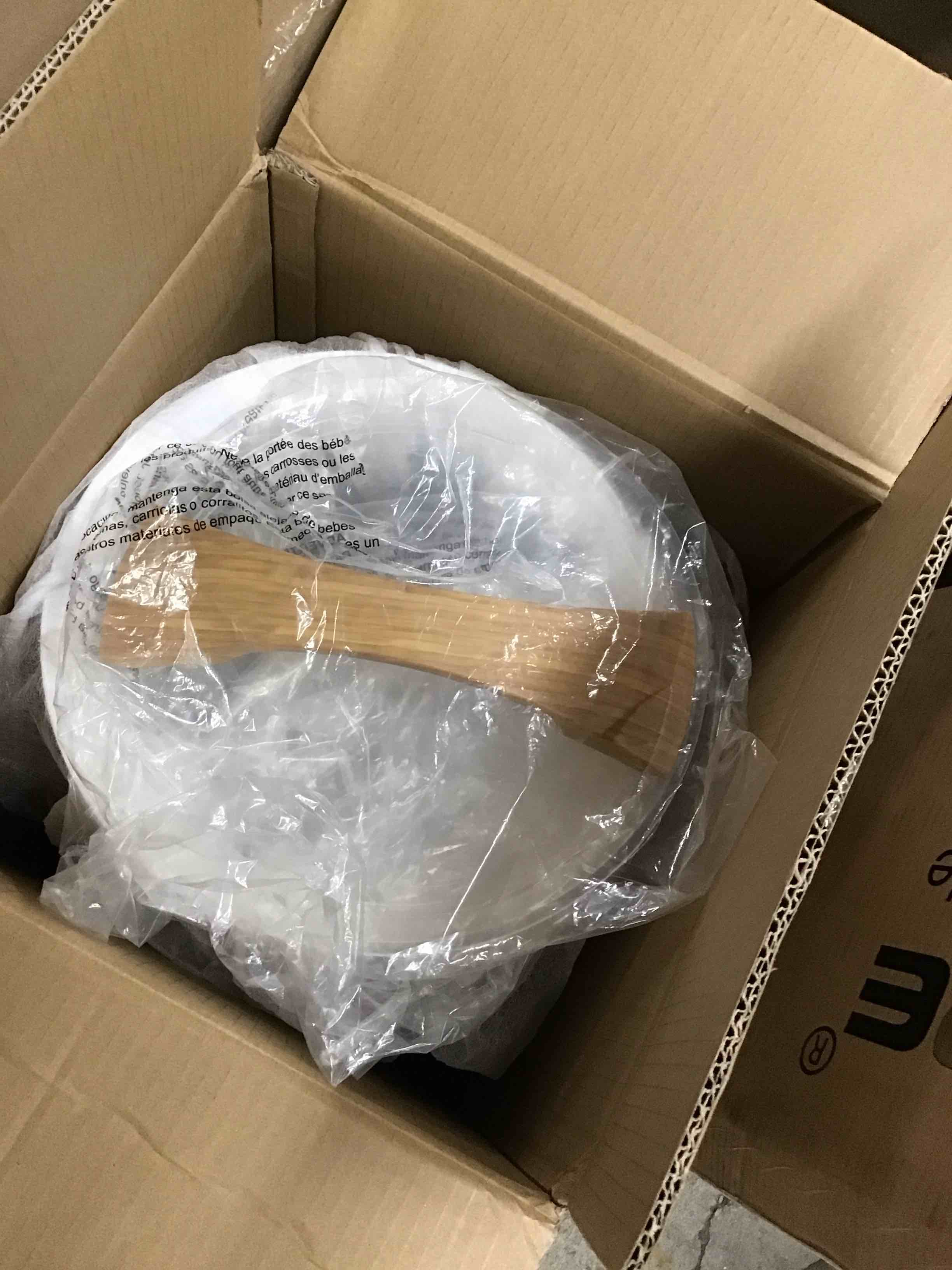 https://s3.amazonaws.com/lotting-images-prod/bidfta/GRN6012410_1715259279492.jpeg