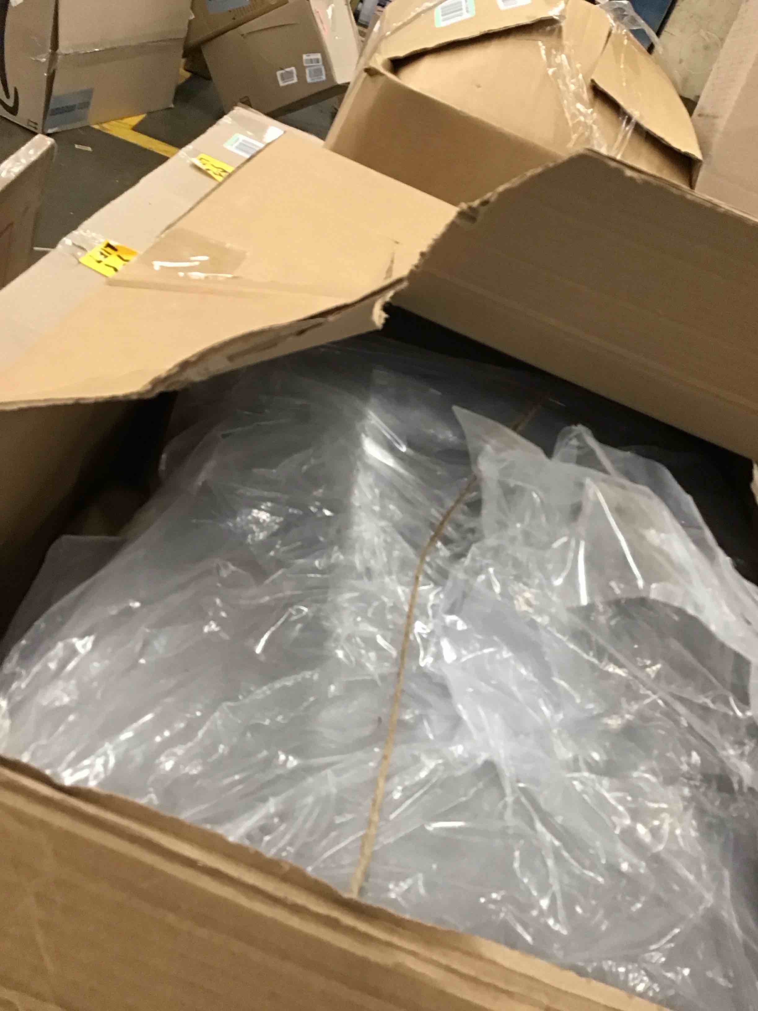 https://s3.amazonaws.com/lotting-images-prod/bidfta/GRN6012419_1715261037041.jpeg