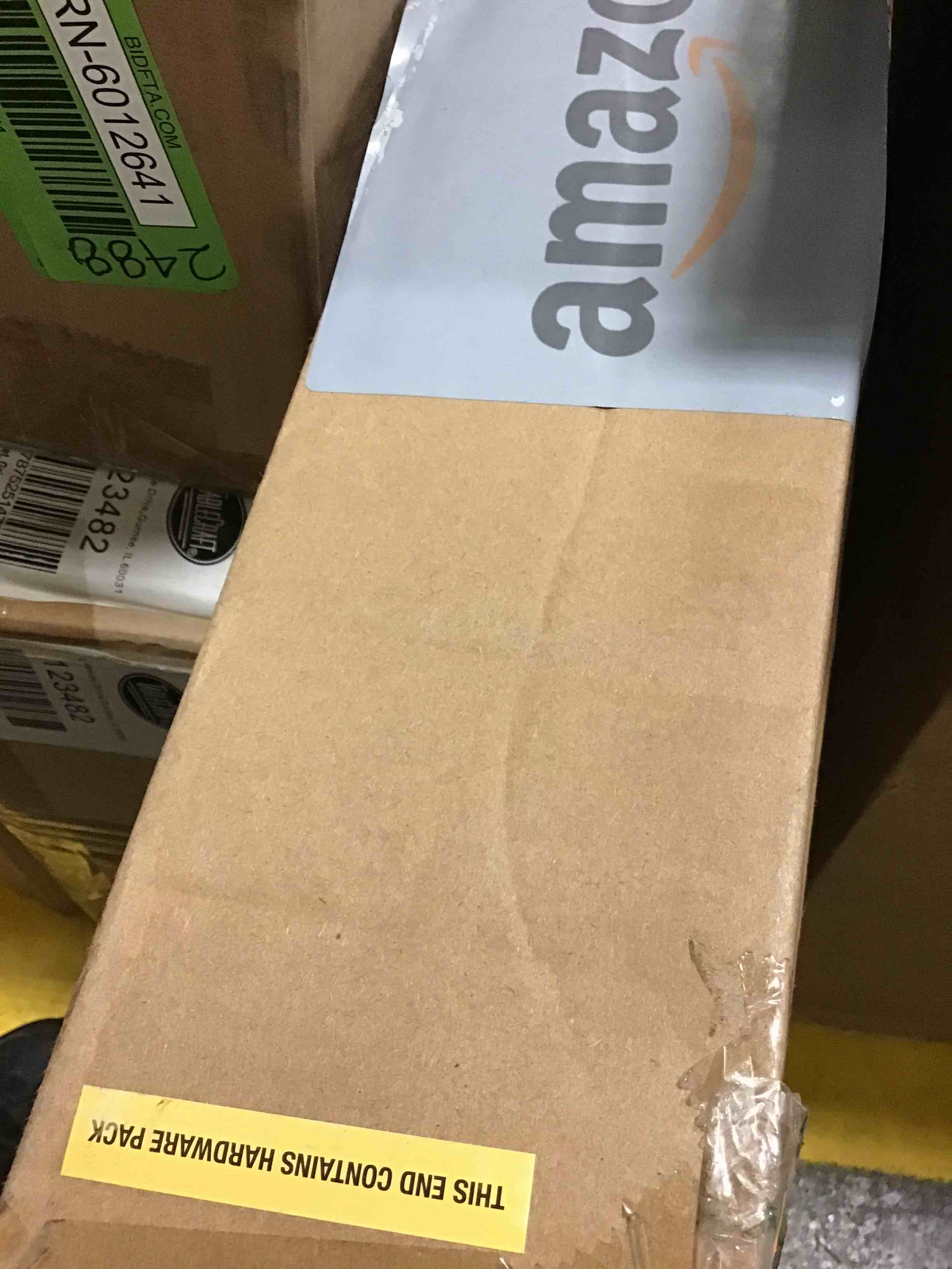 https://s3.amazonaws.com/lotting-images-prod/bidfta/GRN6012643_1714748334701.jpeg