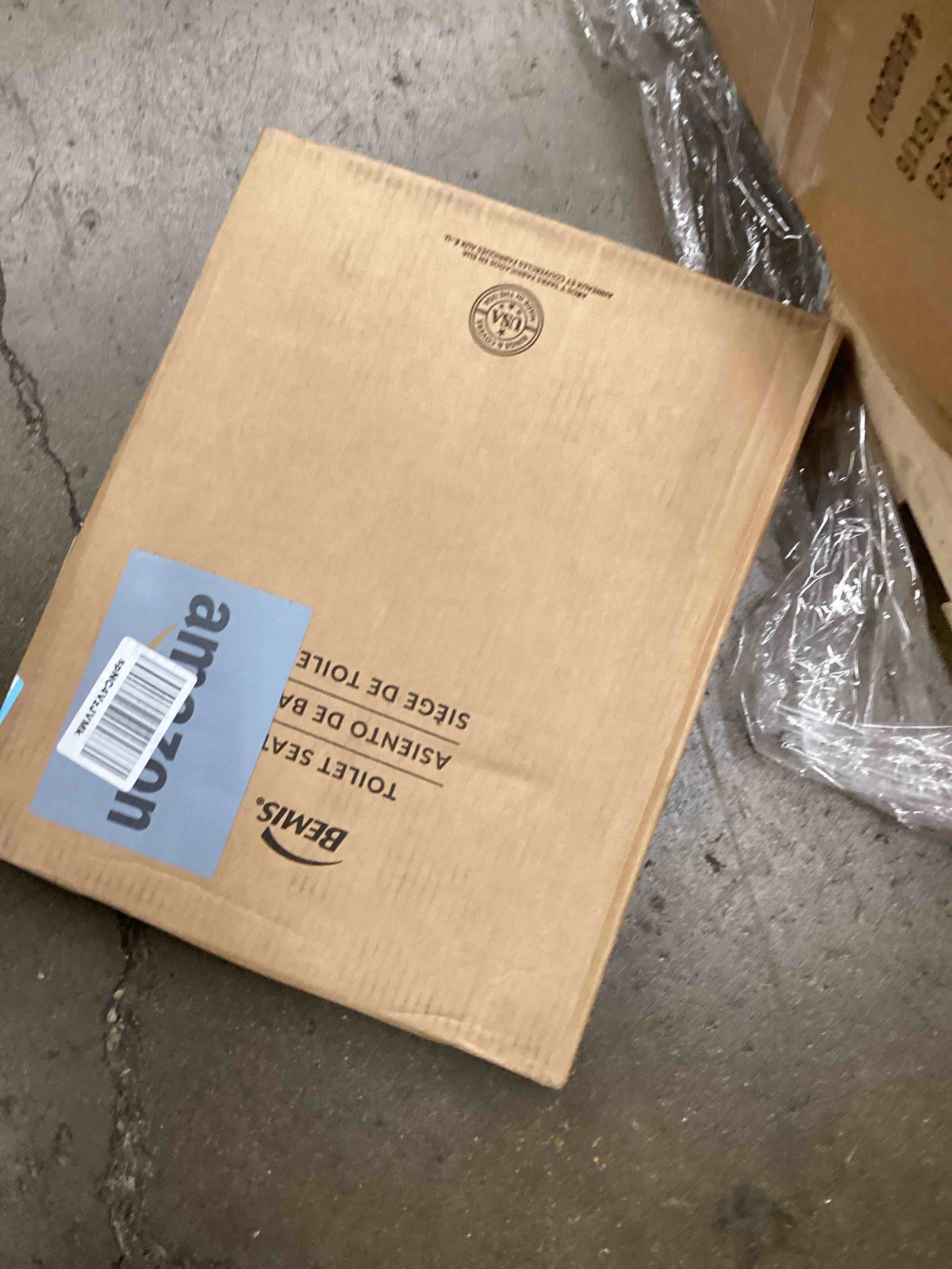 https://s3.amazonaws.com/lotting-images-prod/bidfta/GRN6015026_1722687142989.jpeg