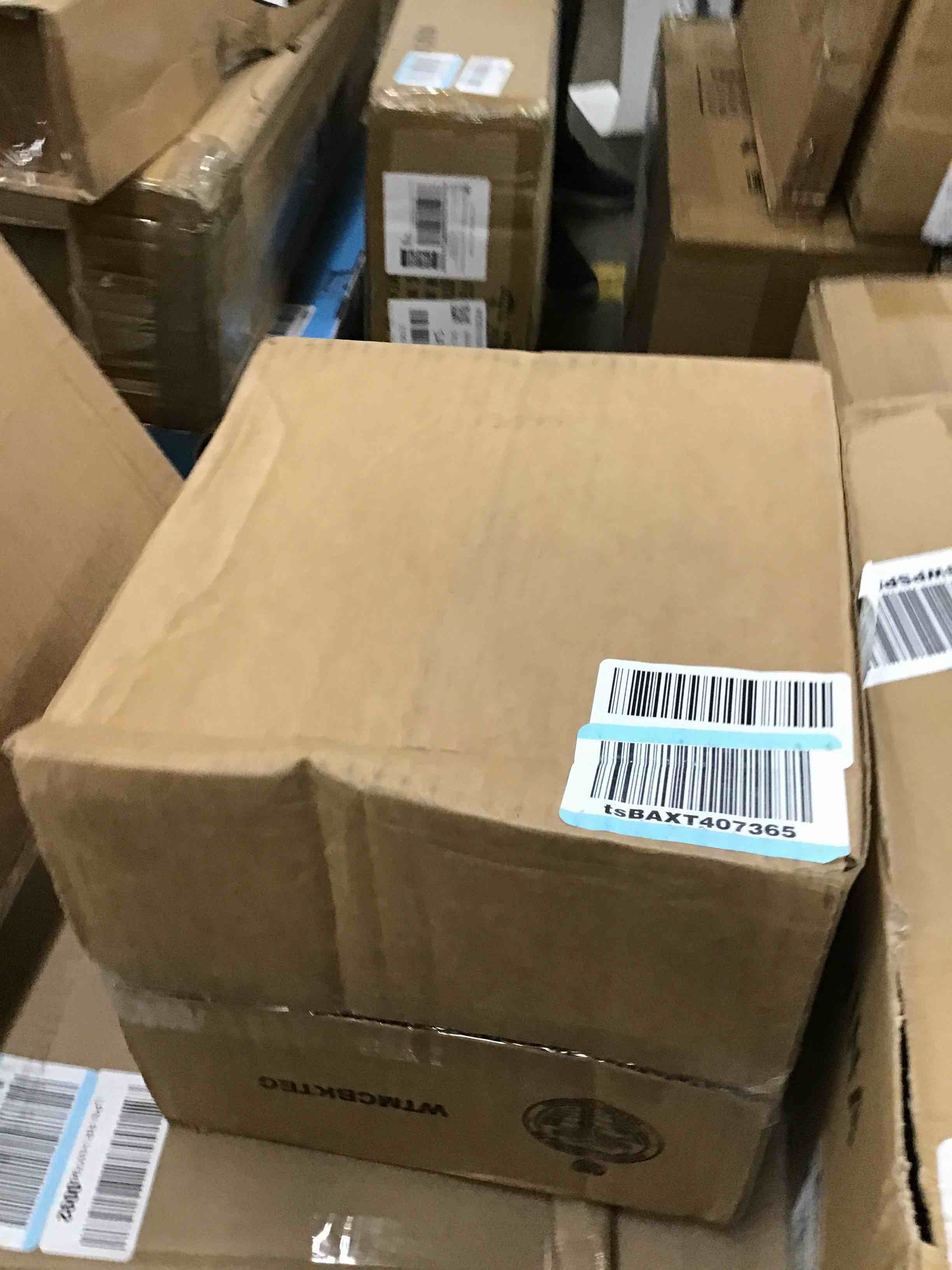 https://s3.amazonaws.com/lotting-images-prod/bidfta/GRN6016382_1717793355631.jpeg