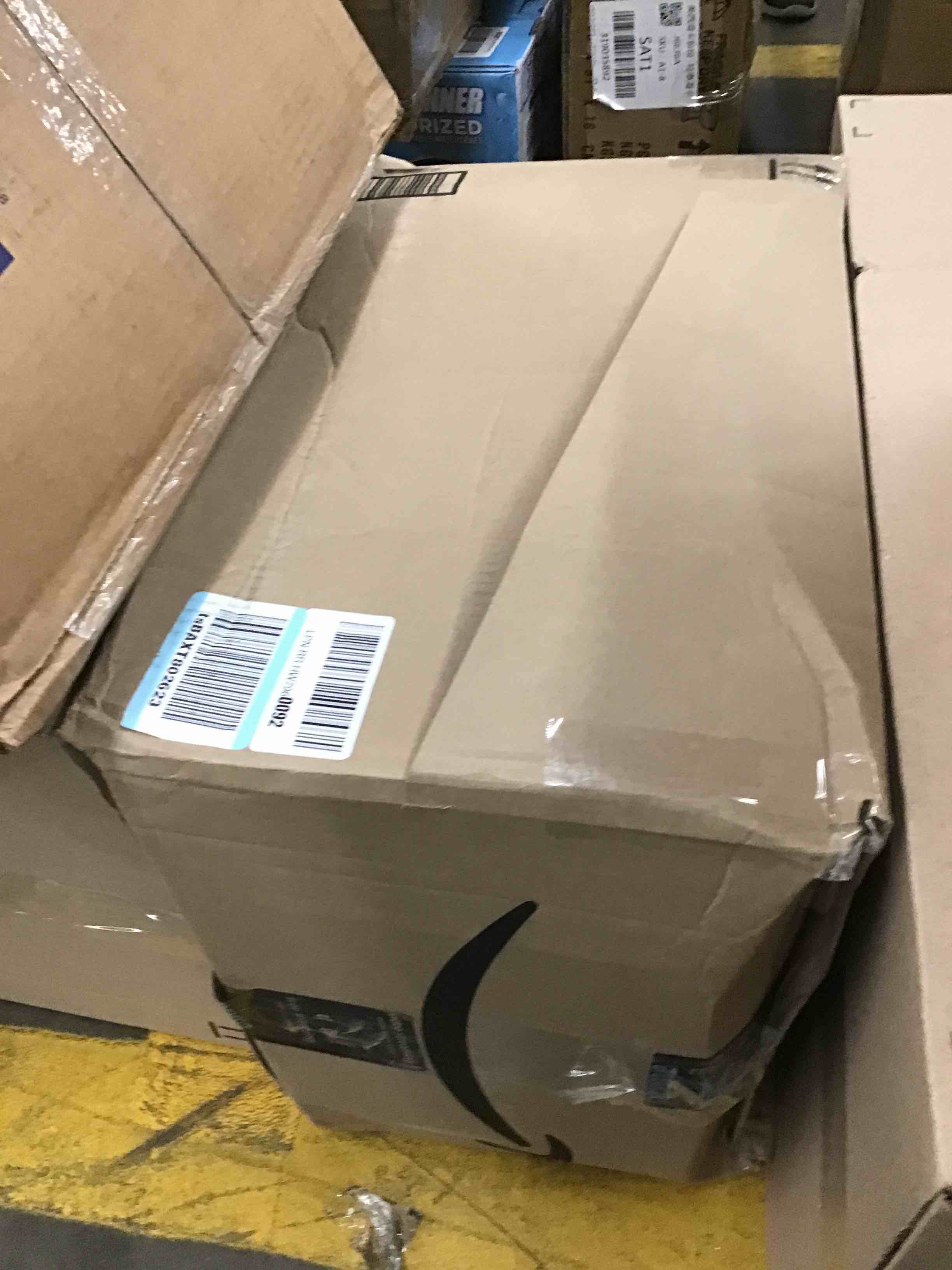 https://s3.amazonaws.com/lotting-images-prod/bidfta/GRN6016383_1717793430269.jpeg