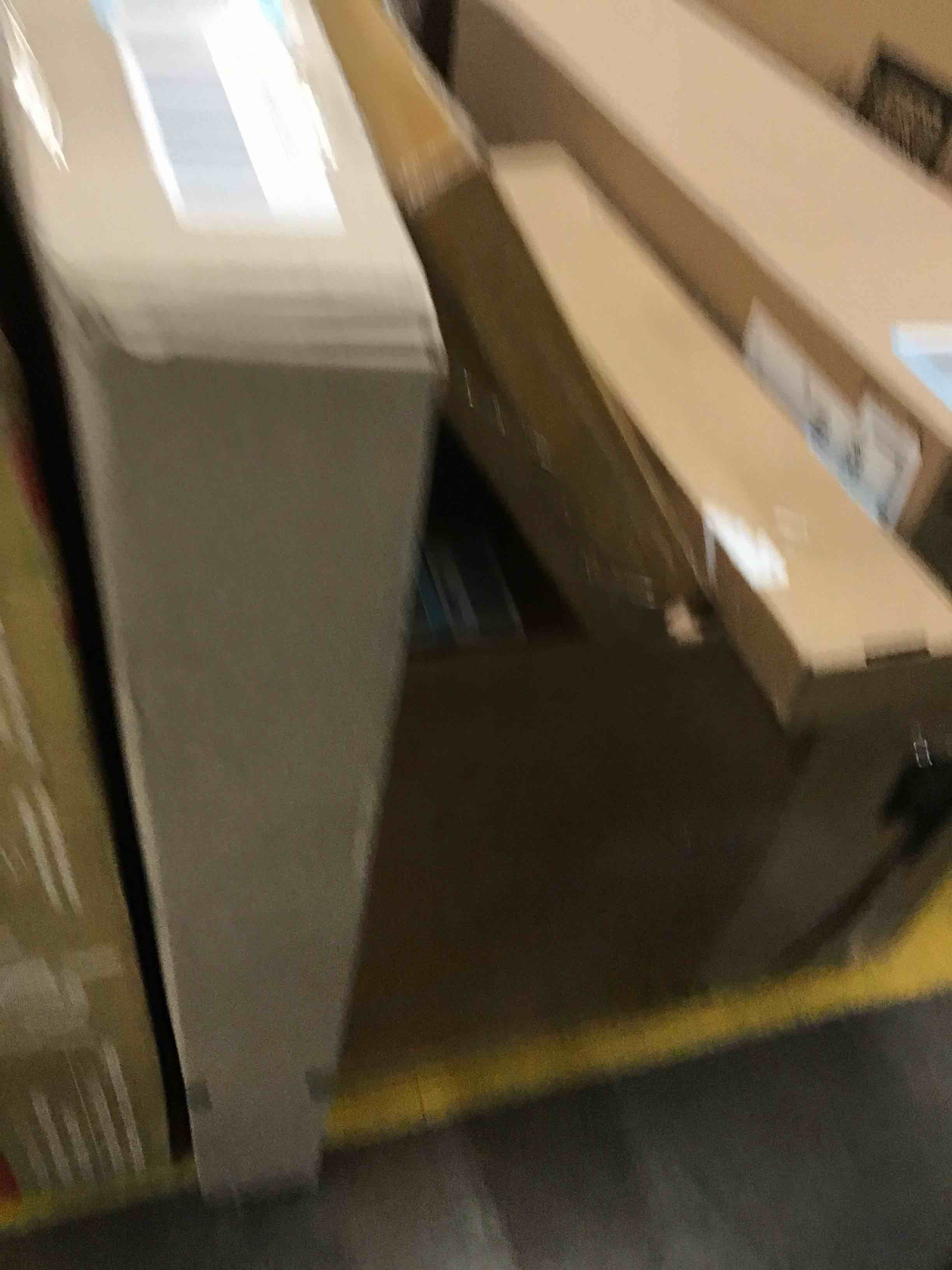 https://s3.amazonaws.com/lotting-images-prod/bidfta/GRN6016394_1717794226769.jpeg