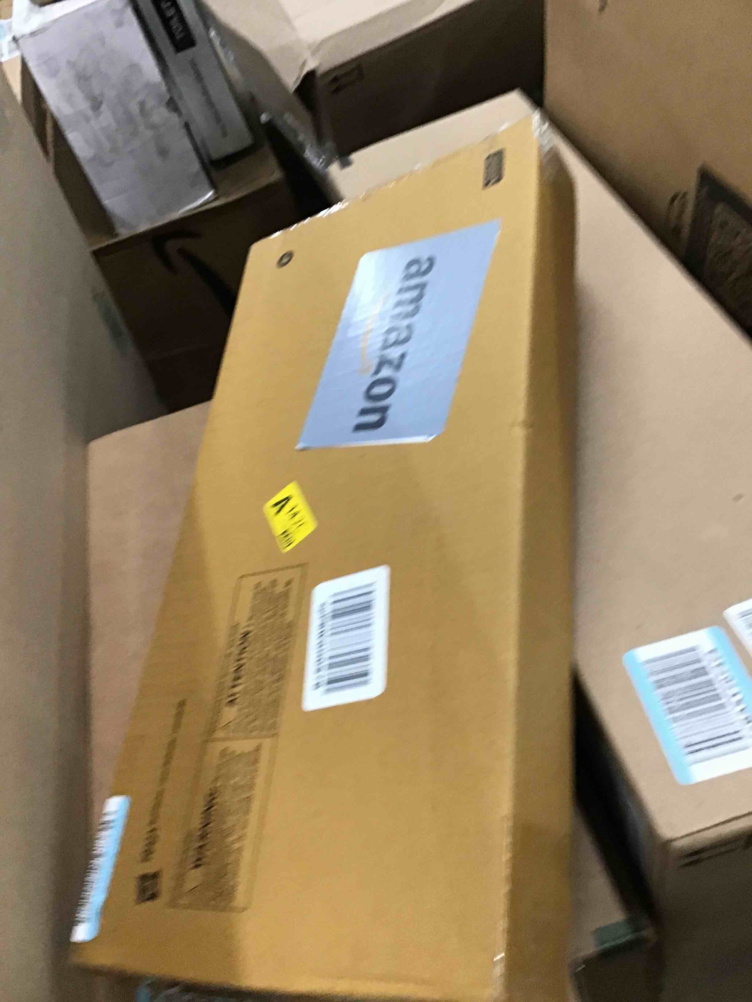https://s3.amazonaws.com/lotting-images-prod/bidfta/GRN6016395_1717794280999.jpeg
