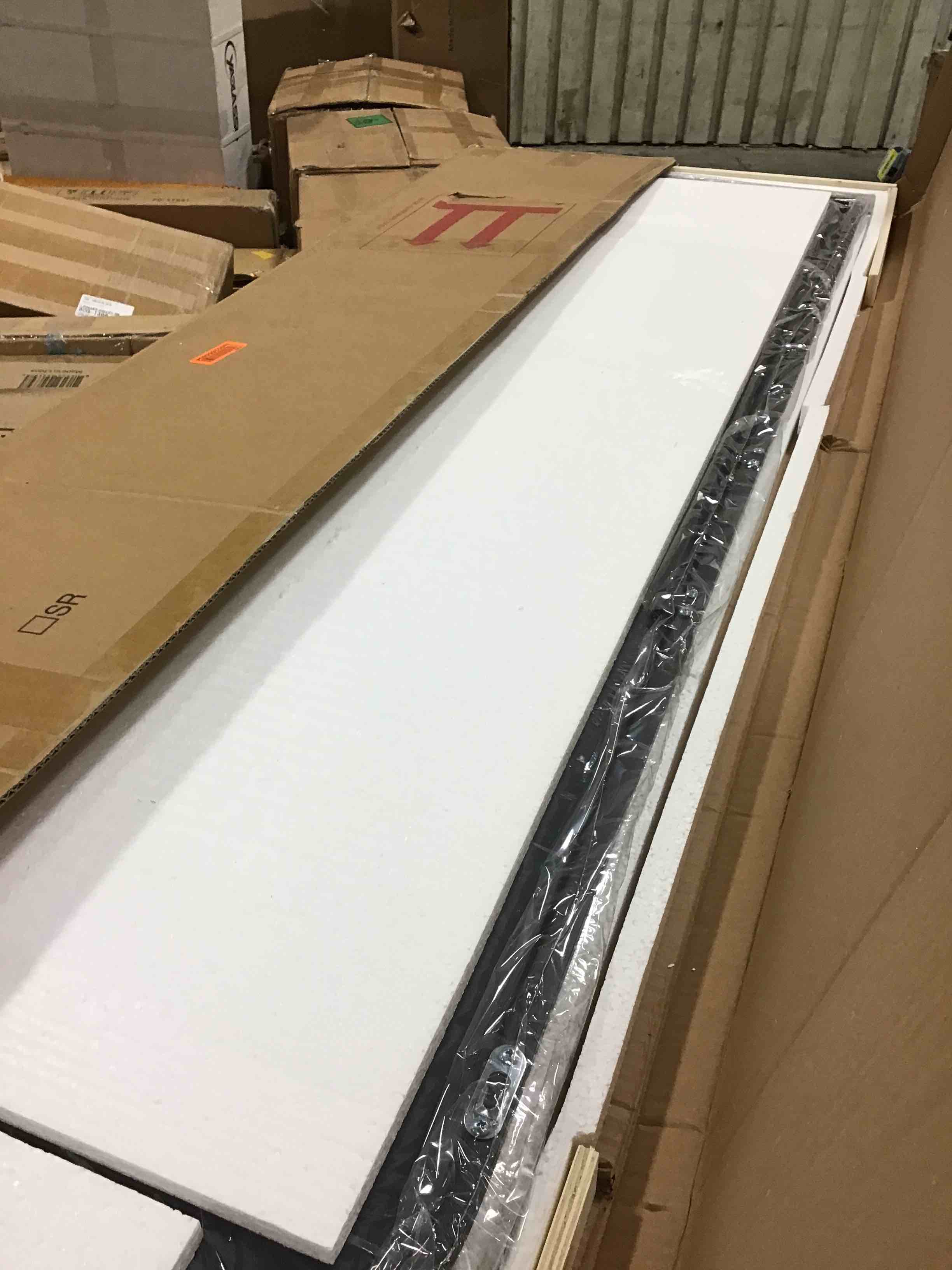 https://s3.amazonaws.com/lotting-images-prod/bidfta/GRN6016808_1718627398073.jpeg