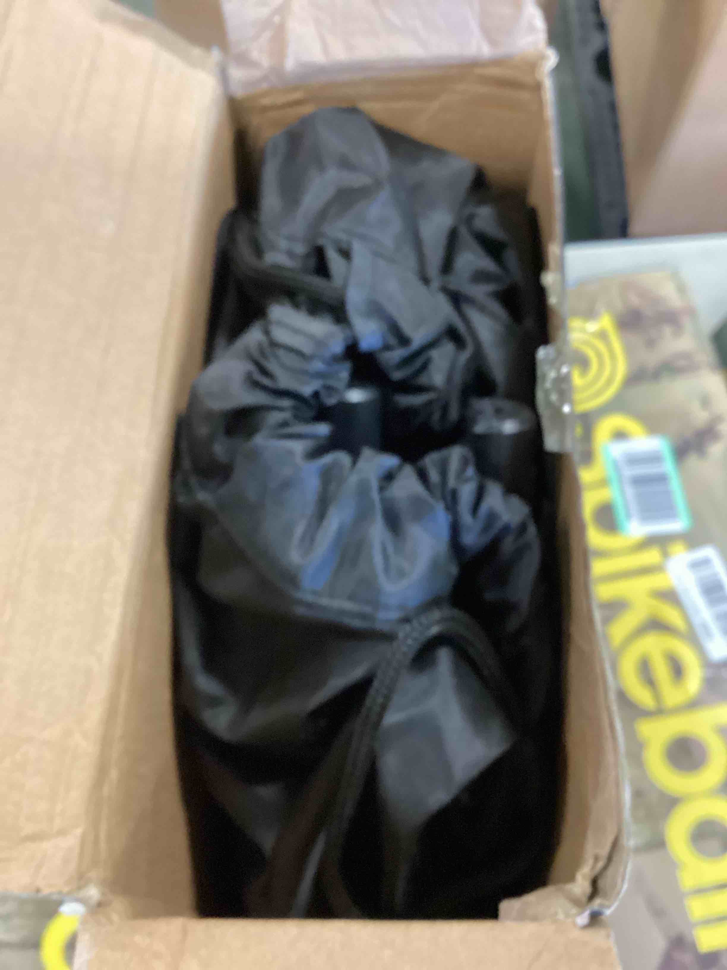 https://s3.amazonaws.com/lotting-images-prod/bidfta/GRN6020006_1708976288578.jpeg