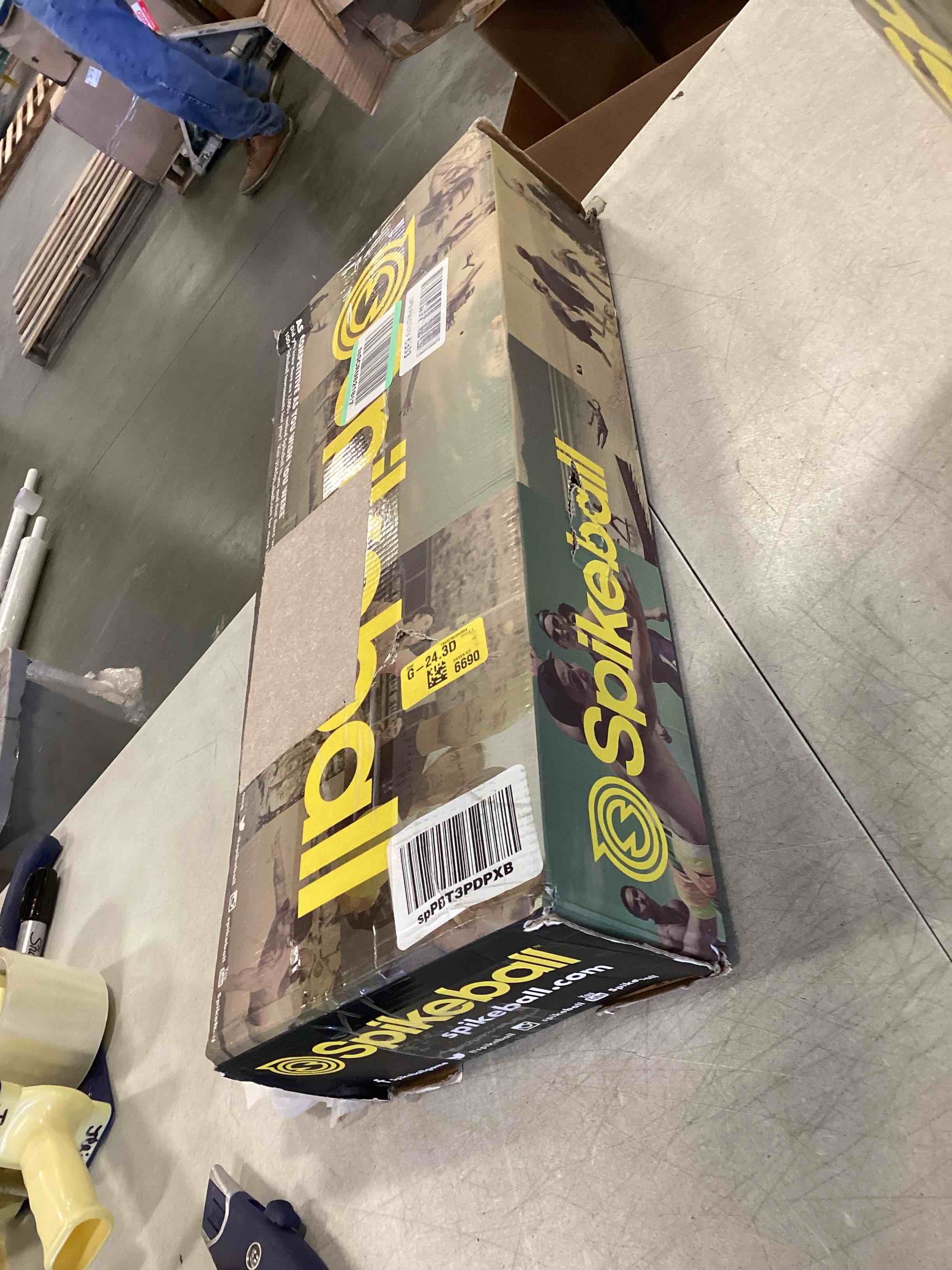 https://s3.amazonaws.com/lotting-images-prod/bidfta/GRN6020006_1708976302073.jpeg