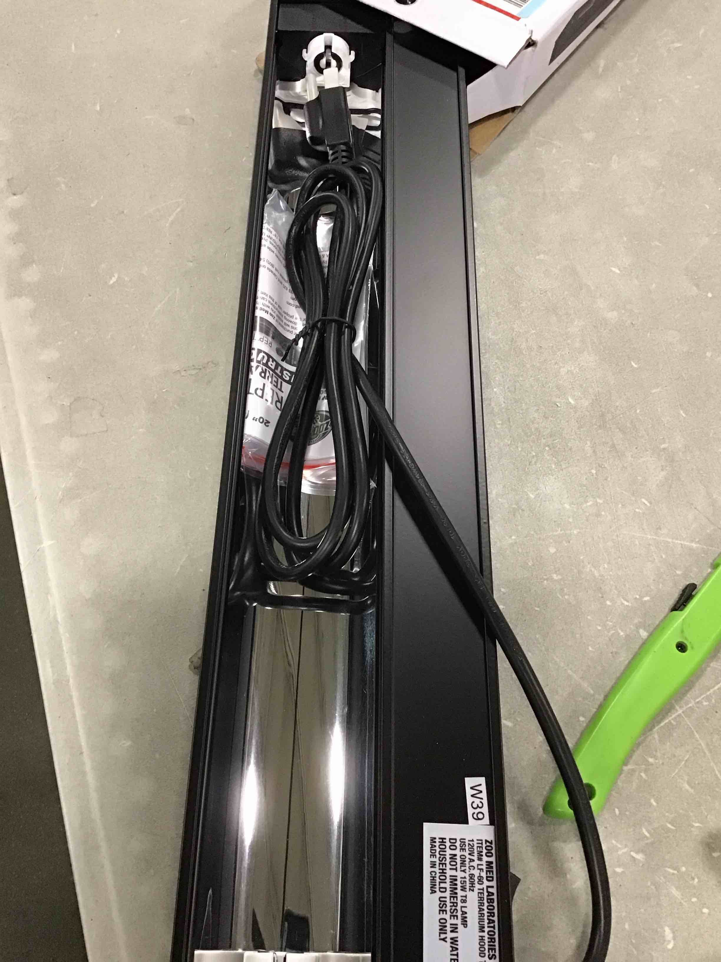 https://s3.amazonaws.com/lotting-images-prod/bidfta/GRN6021819_1709742178569.jpeg