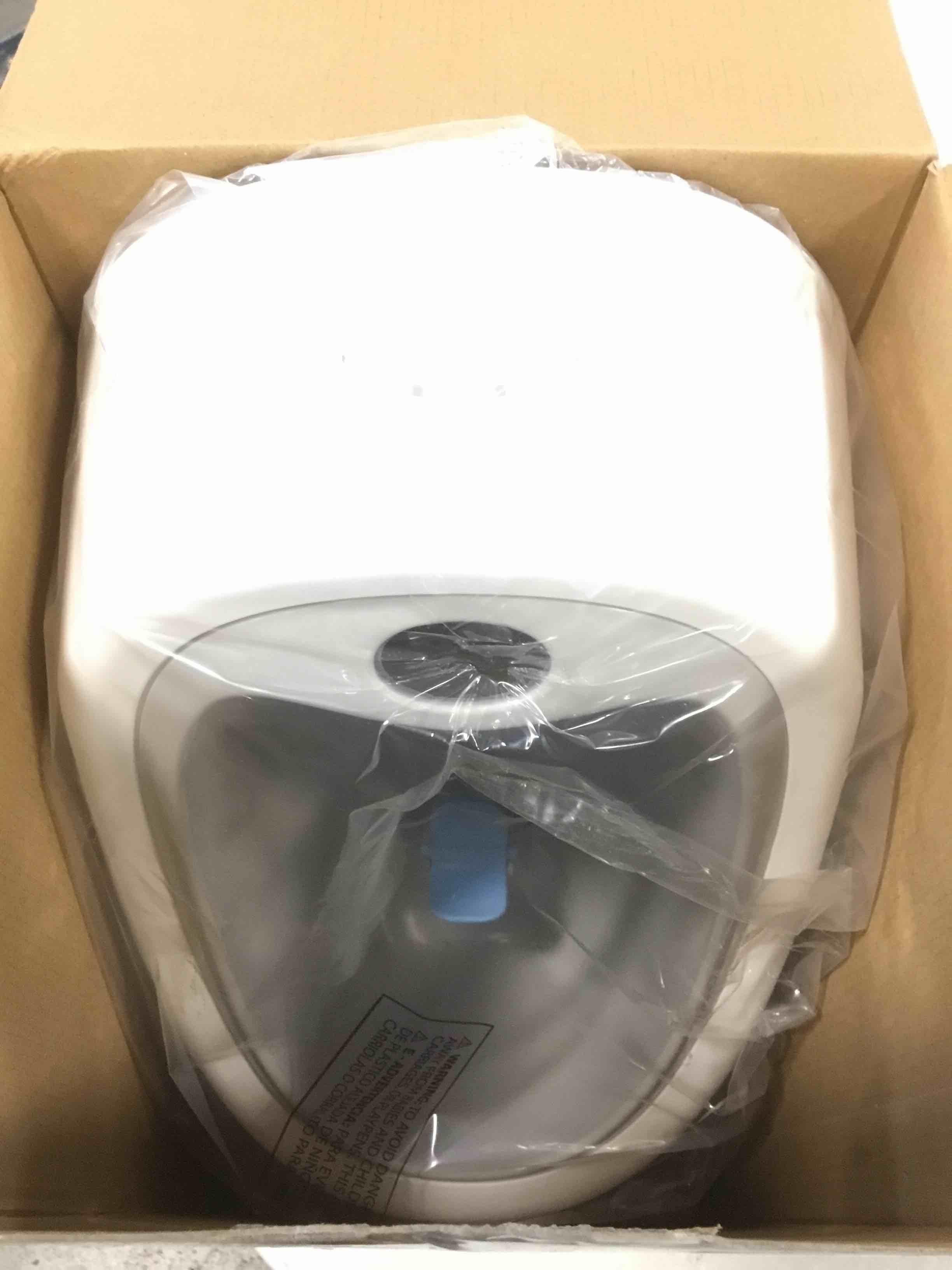https://s3.amazonaws.com/lotting-images-prod/bidfta/GRN6022399_1710249269924.jpeg