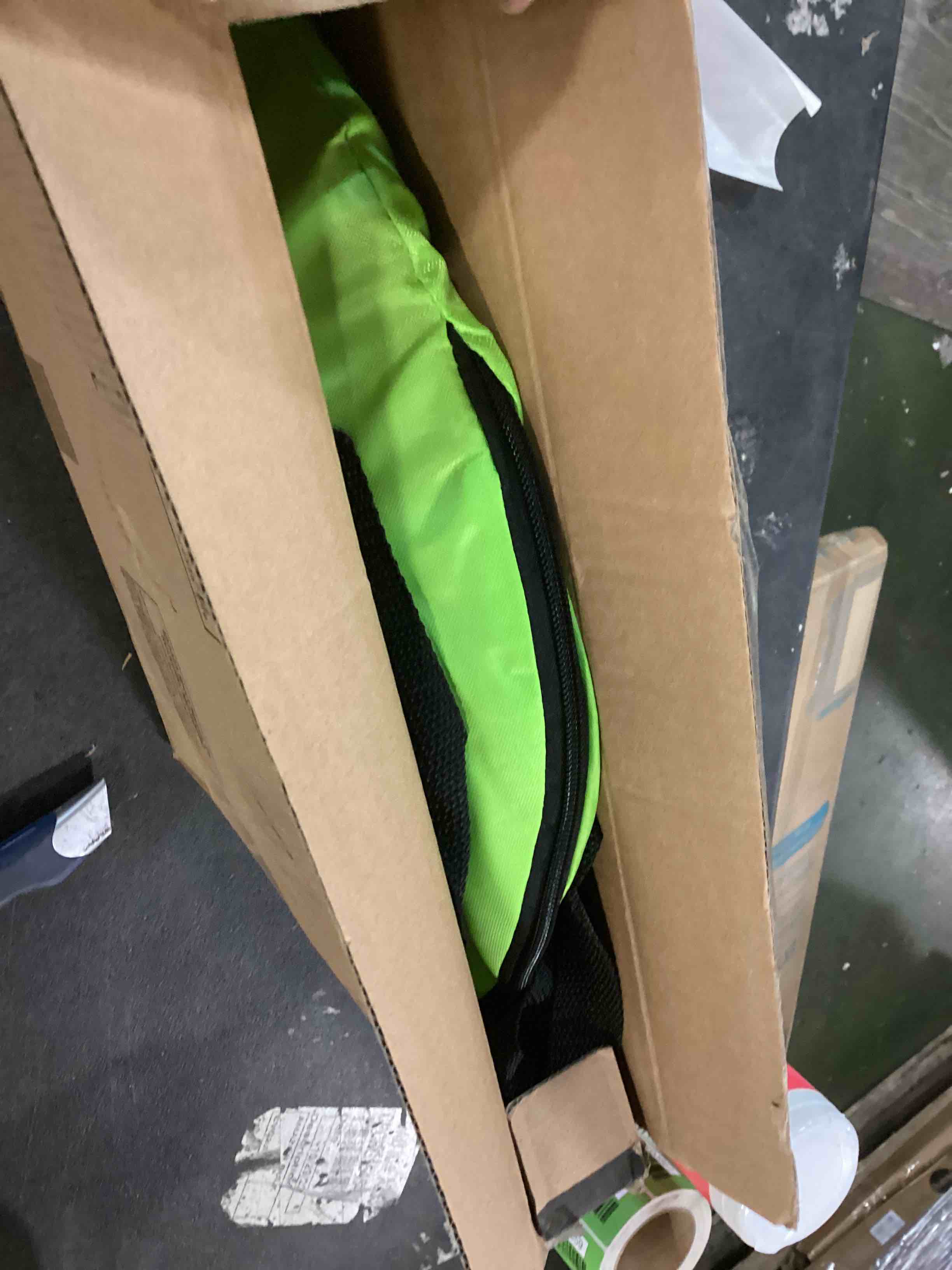 https://s3.amazonaws.com/lotting-images-prod/bidfta/GRN6022956_1709065853731.jpeg