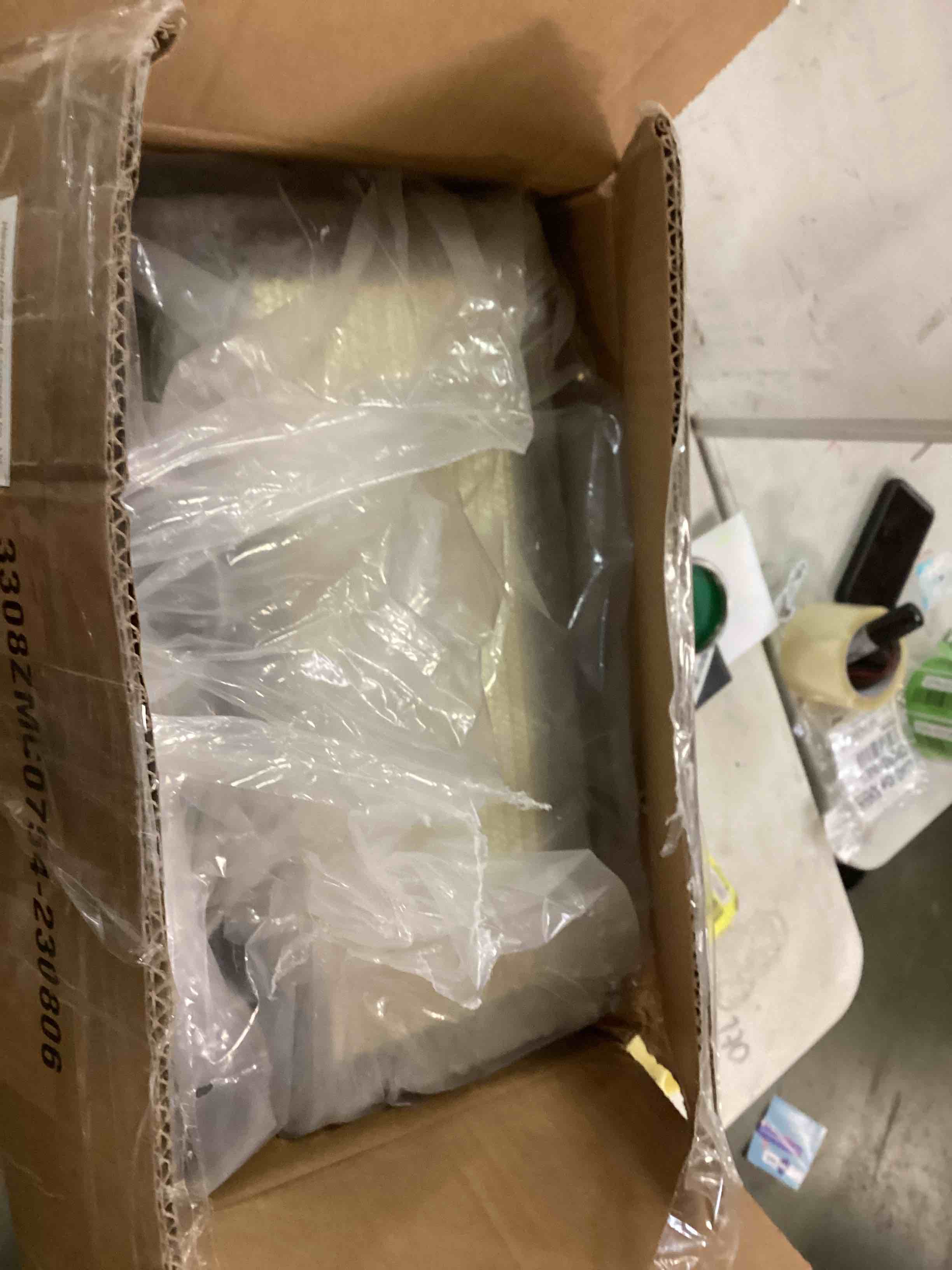https://s3.amazonaws.com/lotting-images-prod/bidfta/GRN6023179_1709147940680.jpeg
