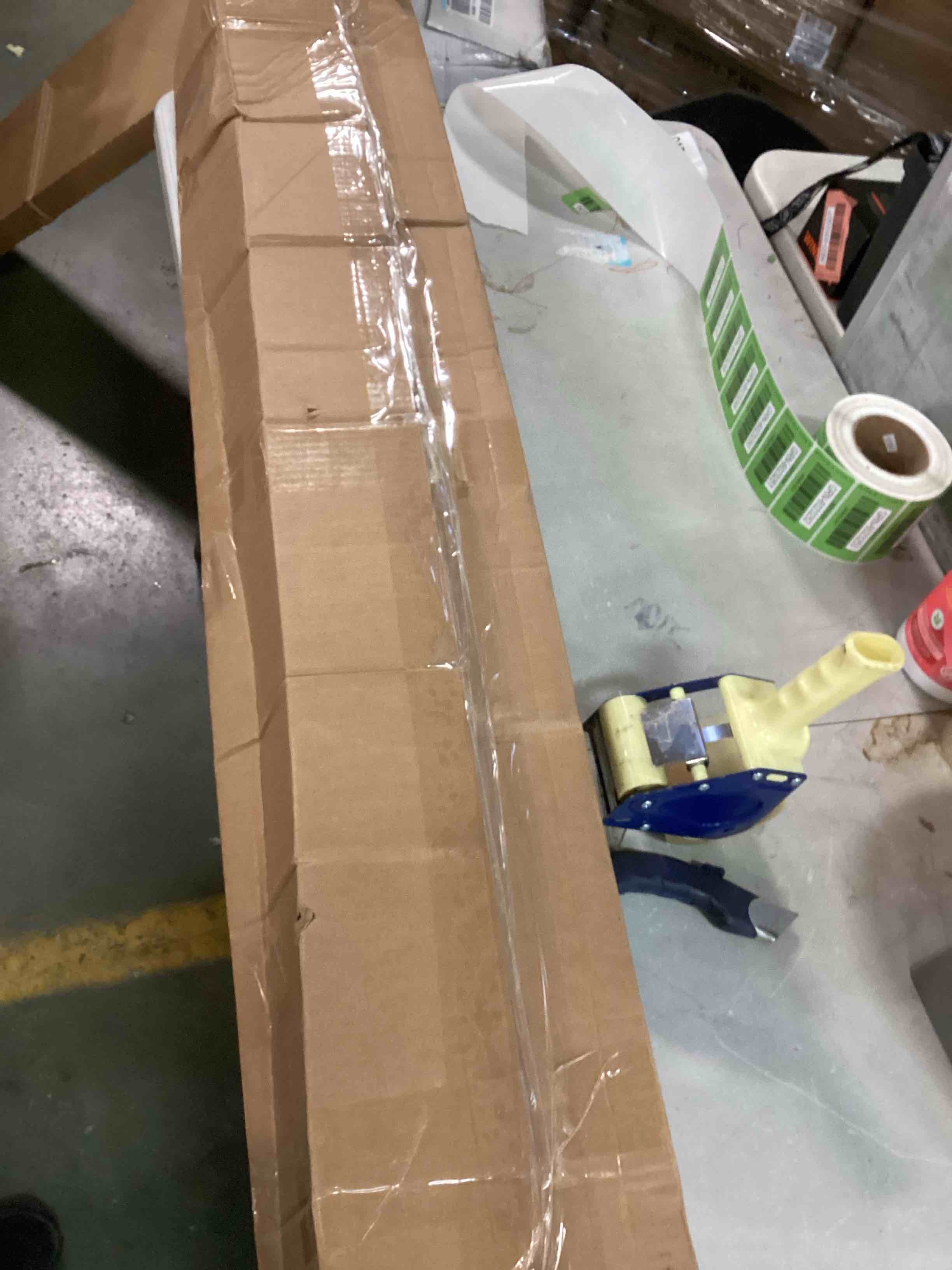 https://s3.amazonaws.com/lotting-images-prod/bidfta/GRN6023246_1709209239674.jpeg