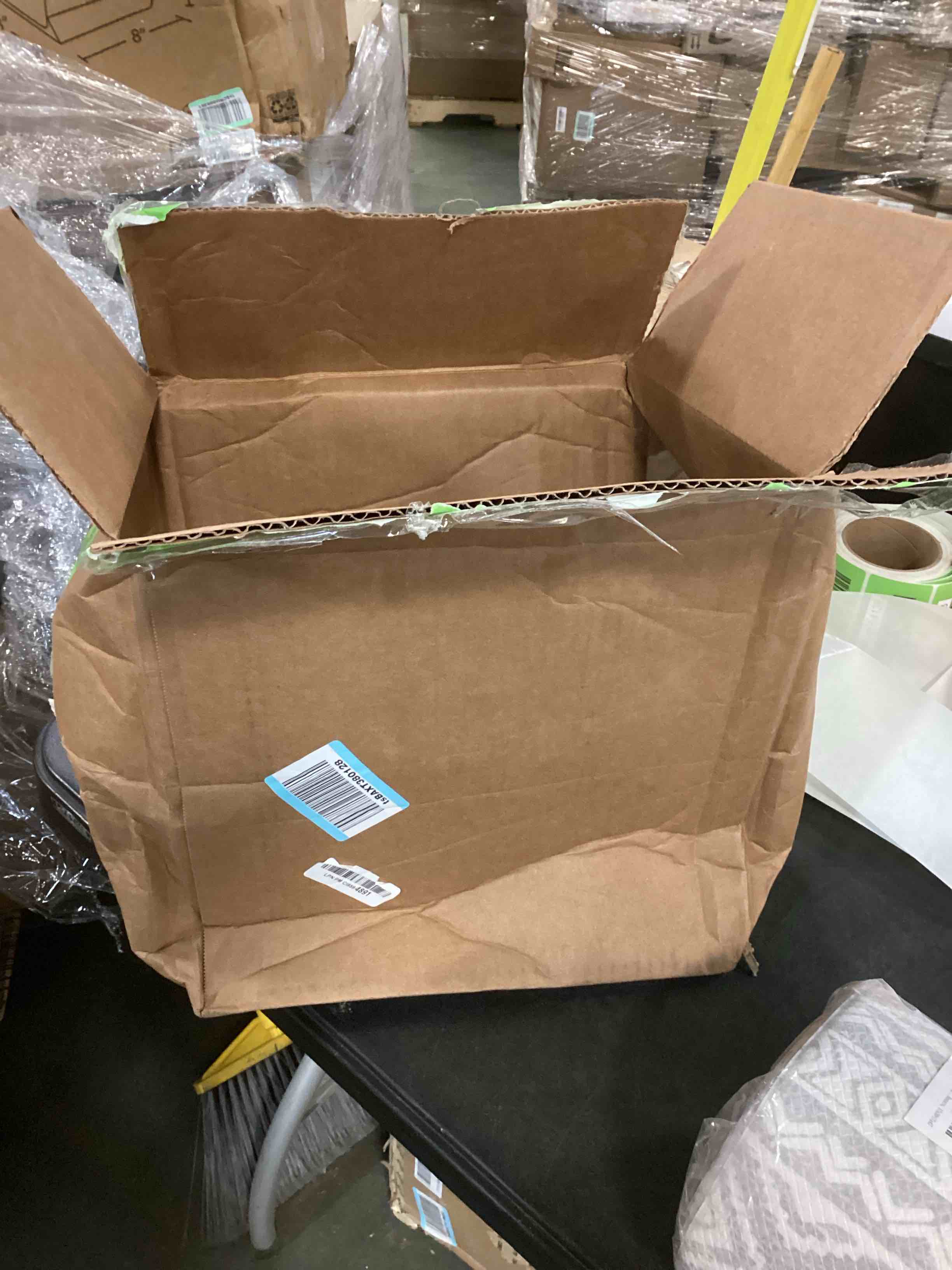https://s3.amazonaws.com/lotting-images-prod/bidfta/GRN6023824_1709388348889.jpeg
