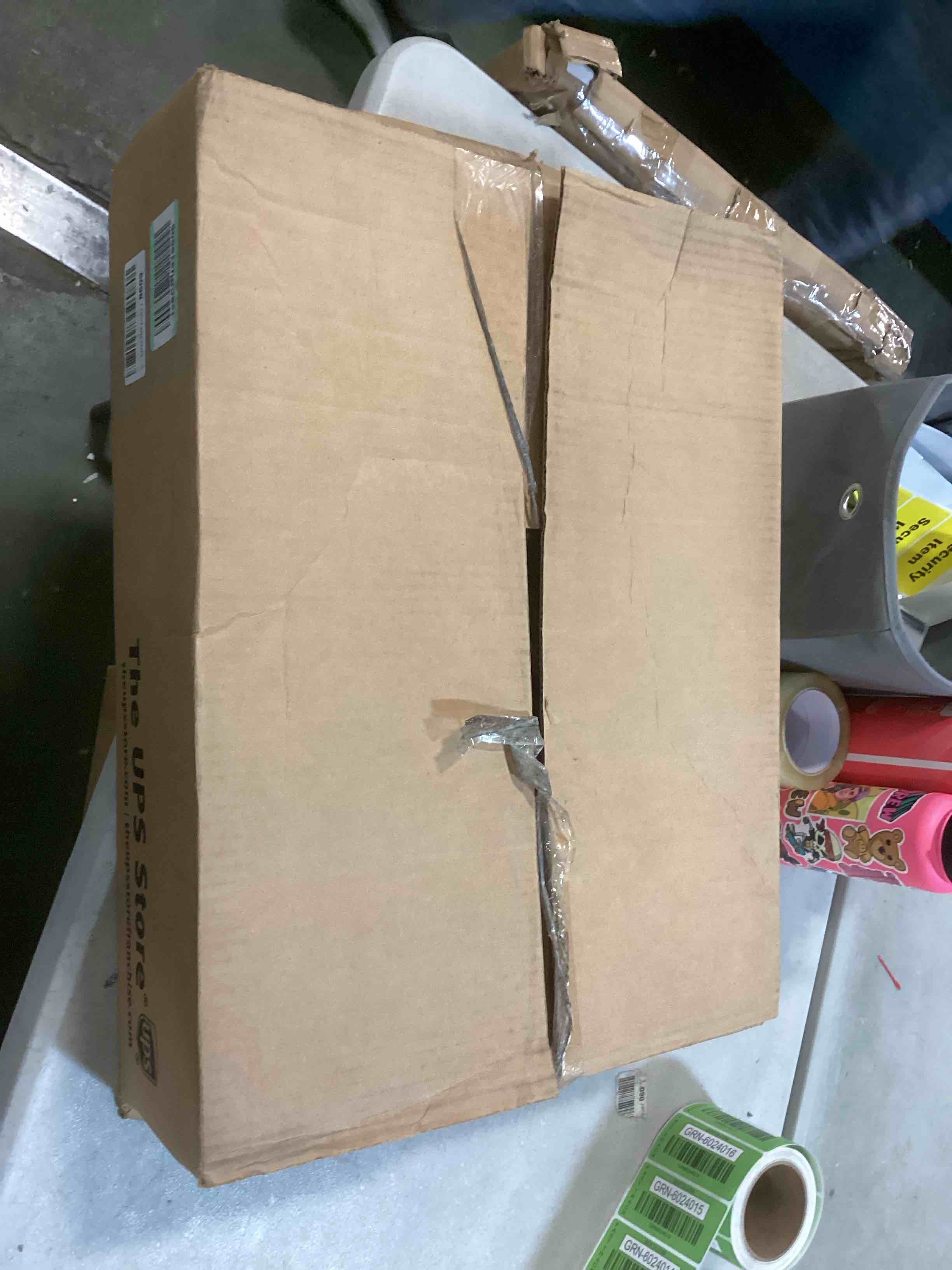 https://s3.amazonaws.com/lotting-images-prod/bidfta/GRN6024012_1709557391522.jpeg