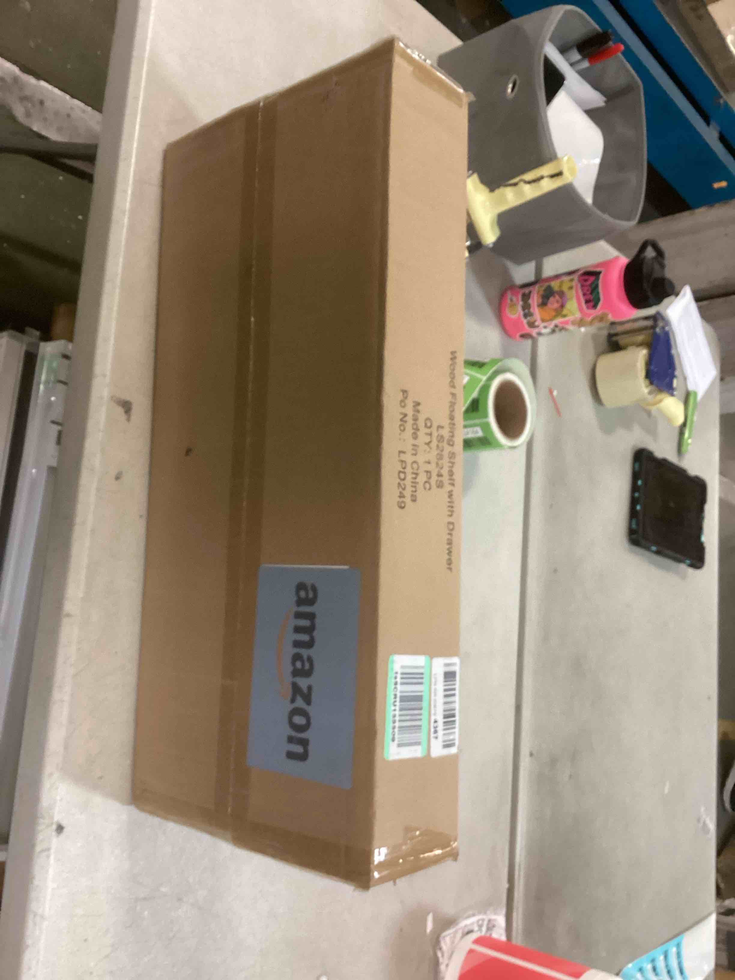 https://s3.amazonaws.com/lotting-images-prod/bidfta/GRN6024155_1709575968424.jpeg